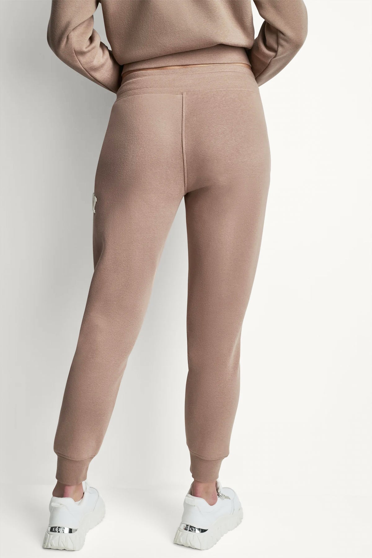 MID-RISE VARSITY LOGO JOGGER VIEW 2