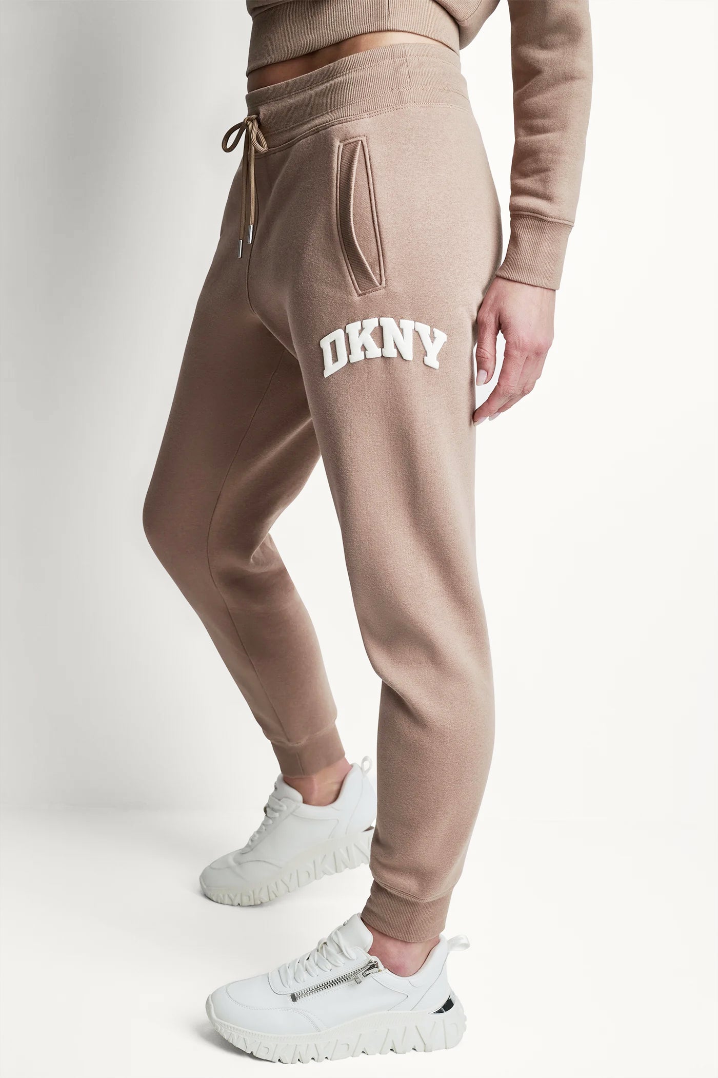 MID-RISE VARSITY LOGO JOGGER View 1 | SALE MID-RISE VARSITY LOGO JOGGER View 1 | SALE