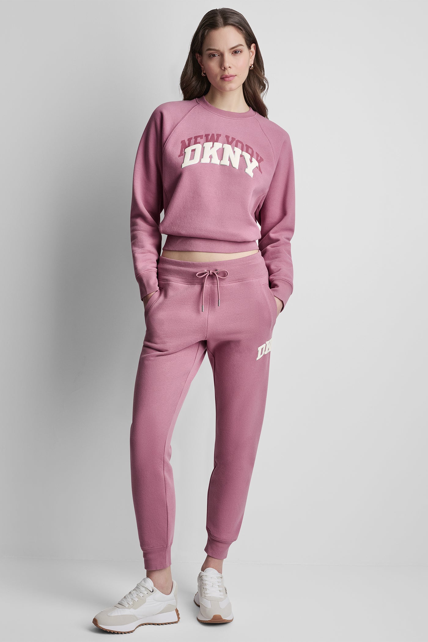 MID-RISE VARSITY LOGO JOGGER VIEW 4 MID-RISE VARSITY LOGO JOGGER VIEW 4