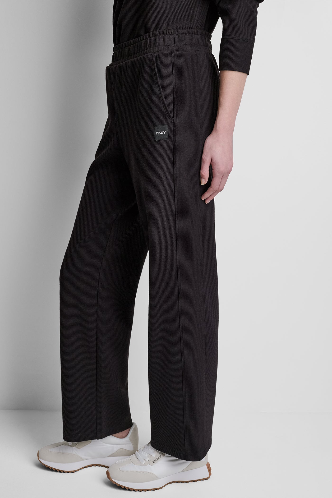 HIGH-RISE RIB TRACK PANTS VIEW 4 HIGH-RISE RIB TRACK PANTS VIEW 4