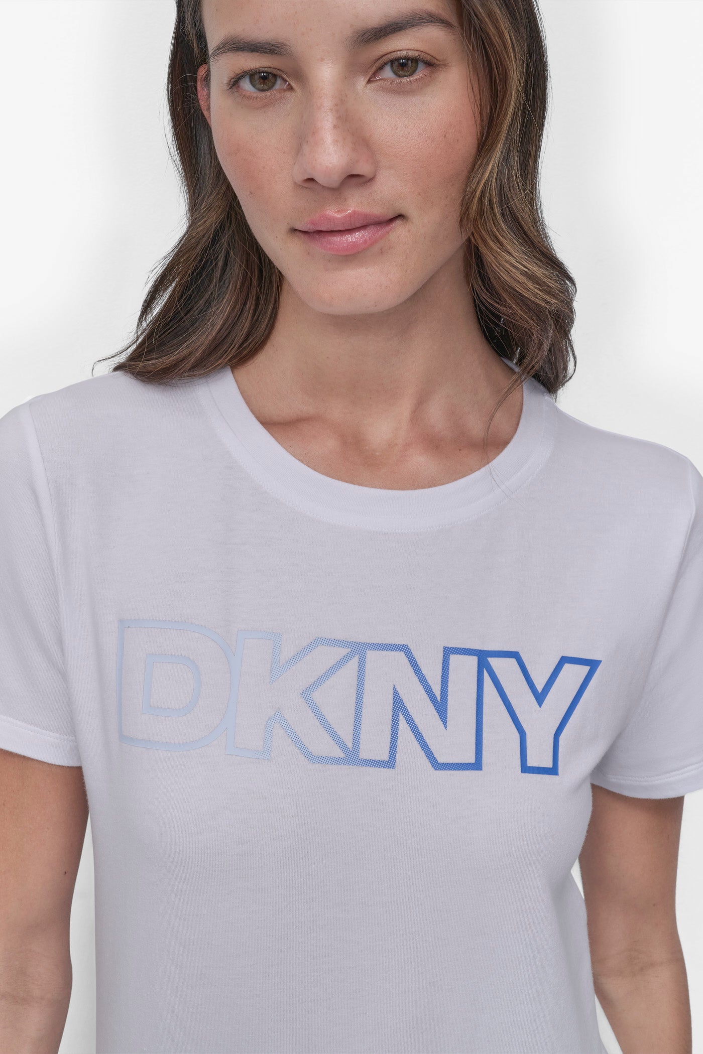 OMBRÉ LOGO PERFORMANCE TEE VIEW 4 | DKNY25 OMBRÉ LOGO PERFORMANCE TEE VIEW 4 | DKNY25