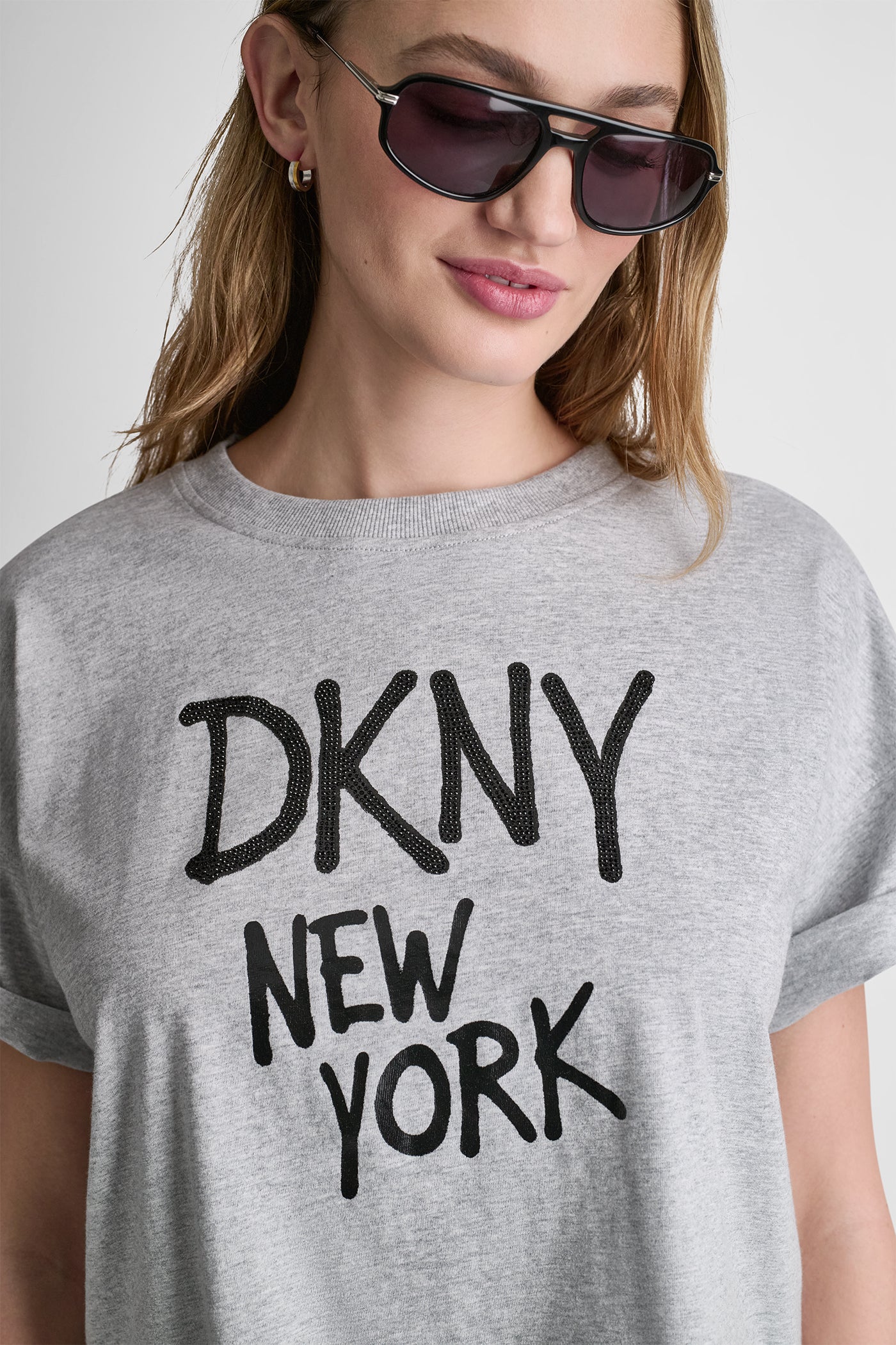 RHINESTONE GRAFFITI LOGO TEE View 1 | DKNY25 RHINESTONE GRAFFITI LOGO TEE View 1 | DKNY25
