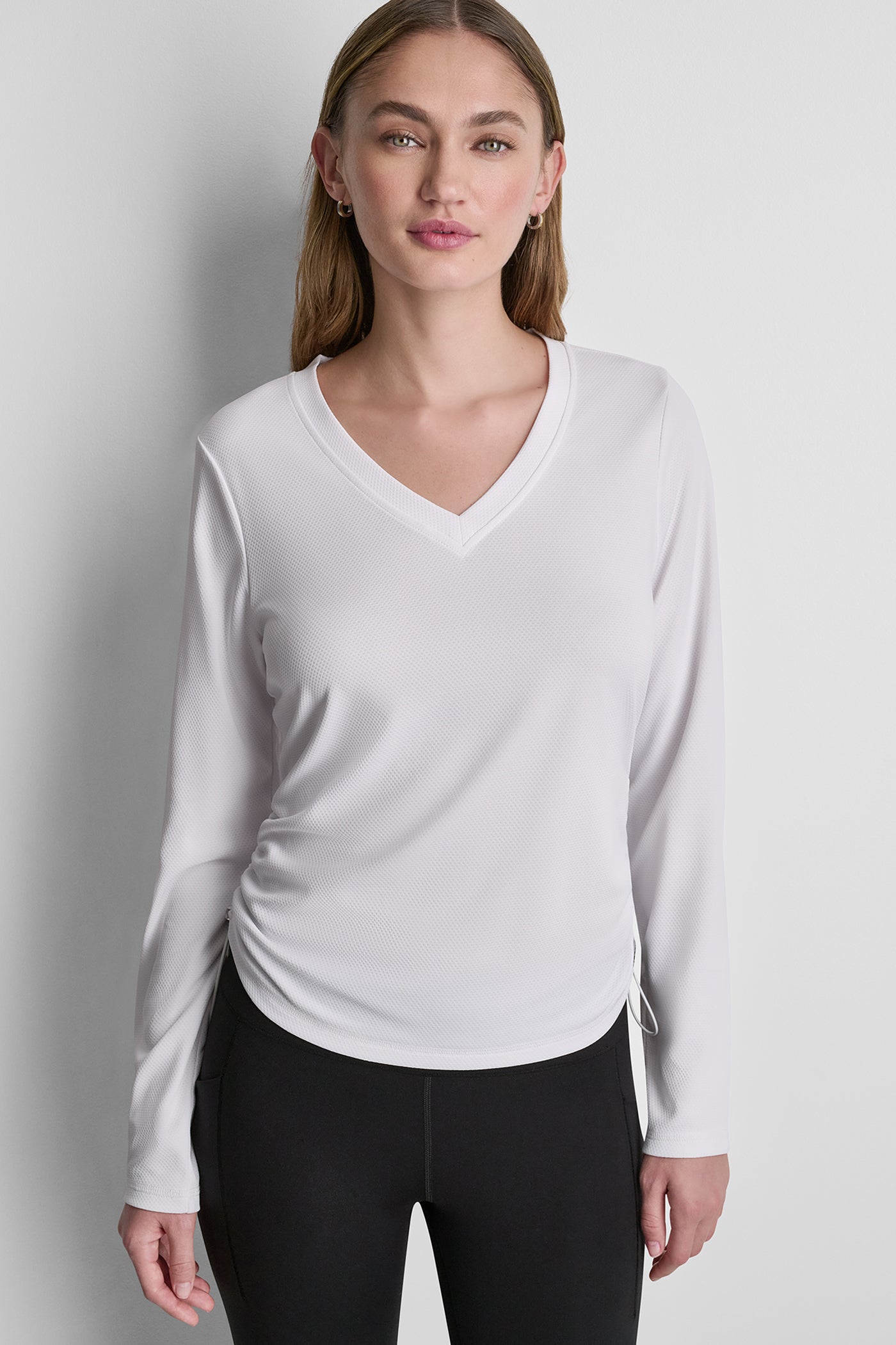 LONG SLEEVE V-NECK TECH TEE View 1 | SALE LONG SLEEVE V-NECK TECH TEE View 1 | SALE