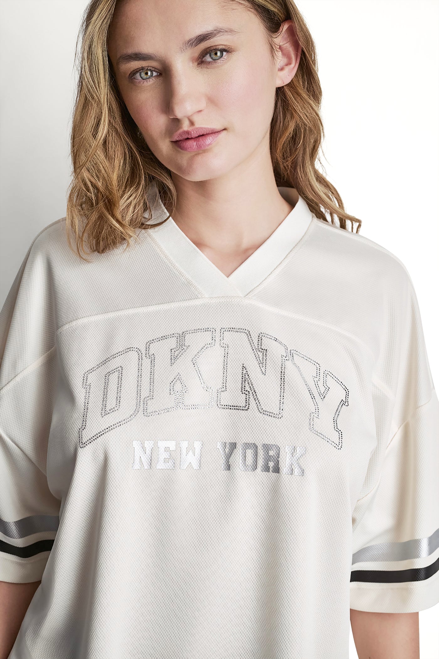 RHINESTONE VARSITY LOGO V-NECK JERSEY VIEW 4 | SALE RHINESTONE VARSITY LOGO V-NECK JERSEY VIEW 4 | SALE