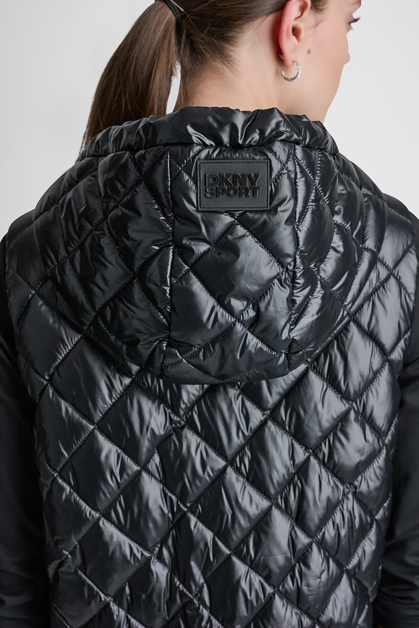 HOODED DIAMOND QUILTED VEST VIEW 2