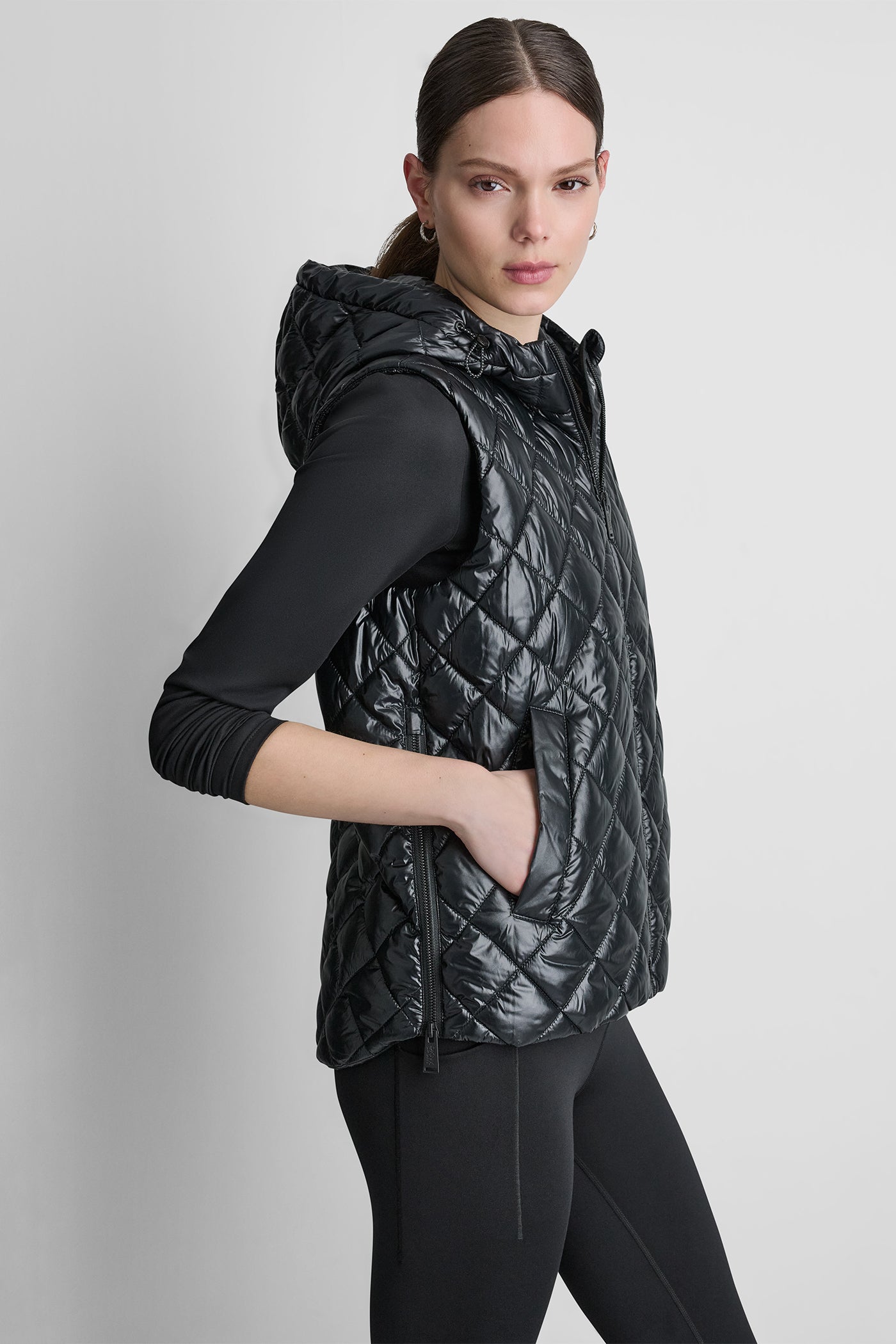 HOODED DIAMOND QUILTED VEST VIEW 2