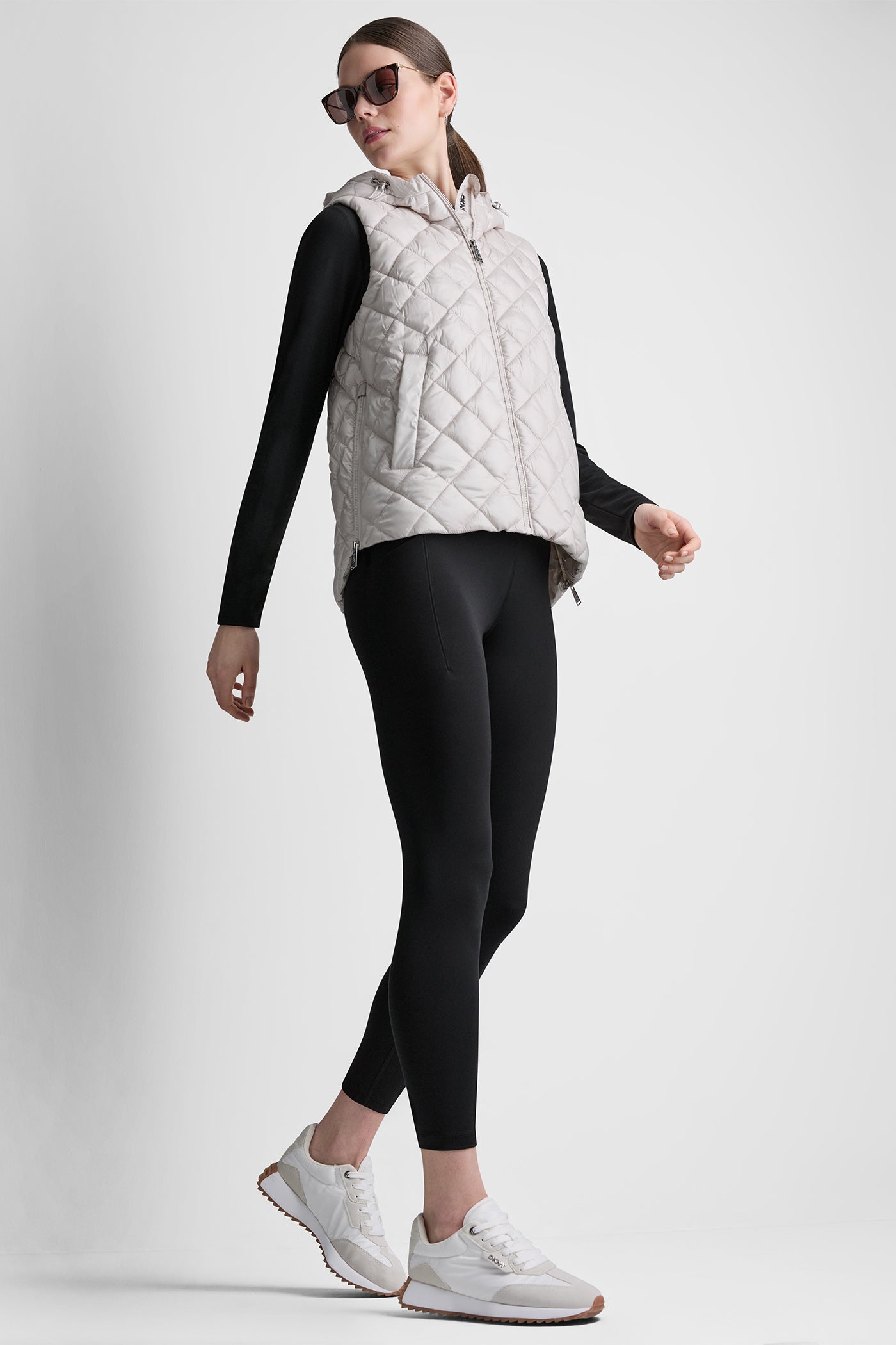 HOODED DIAMOND QUILTED VEST View 1 | SALE HOODED DIAMOND QUILTED VEST View 1 | SALE
