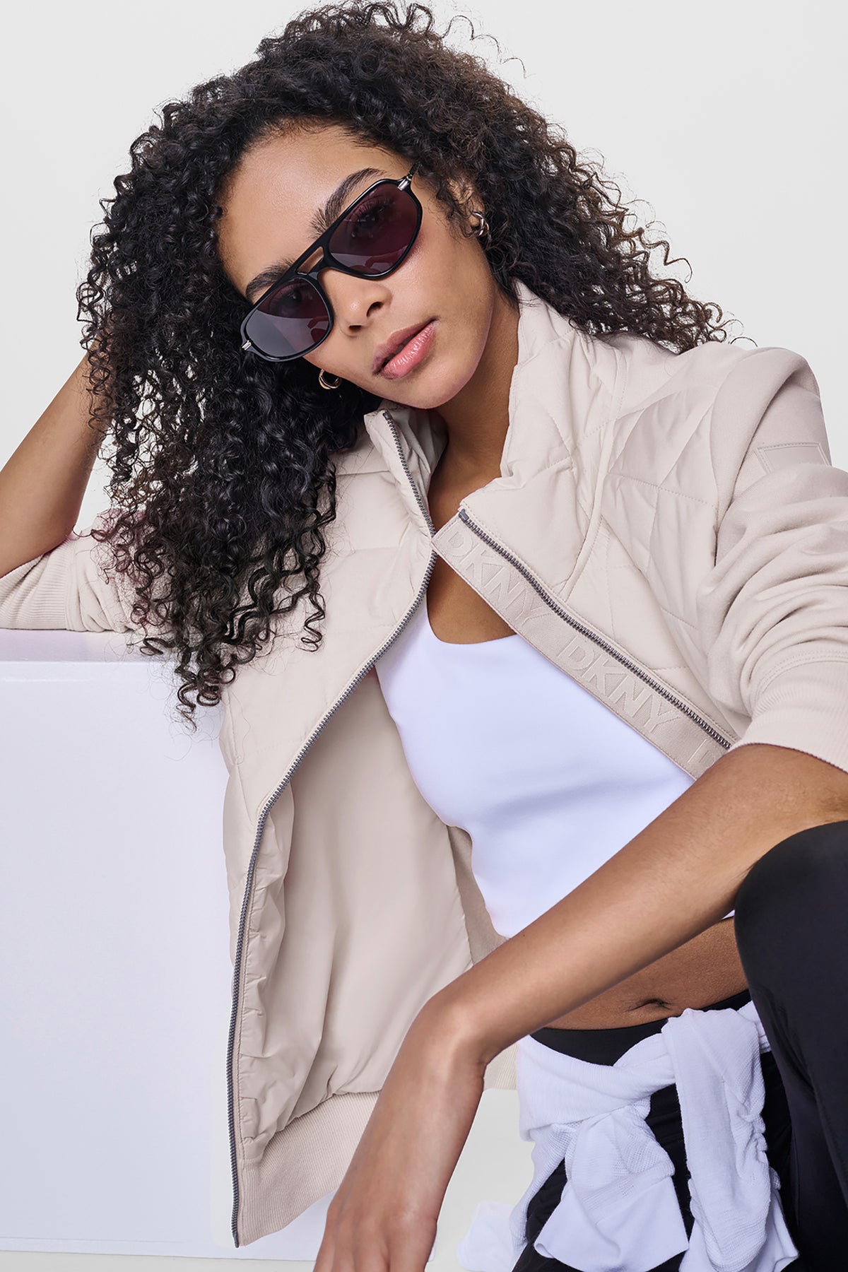 LIGHT WEIGHT HYBRID JACKET VIEW 2