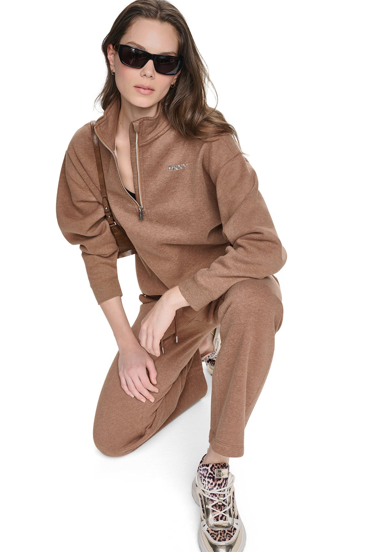 HIGH-RISE METALLIC BUBBLE STRAIGHT LEG PANT VIEW 2