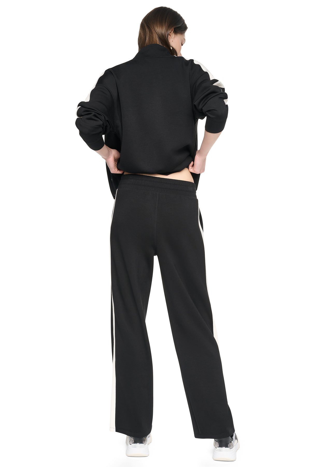 HIGH-RISE SIDE STRIPE WIDE-LEG PANT VIEW 2