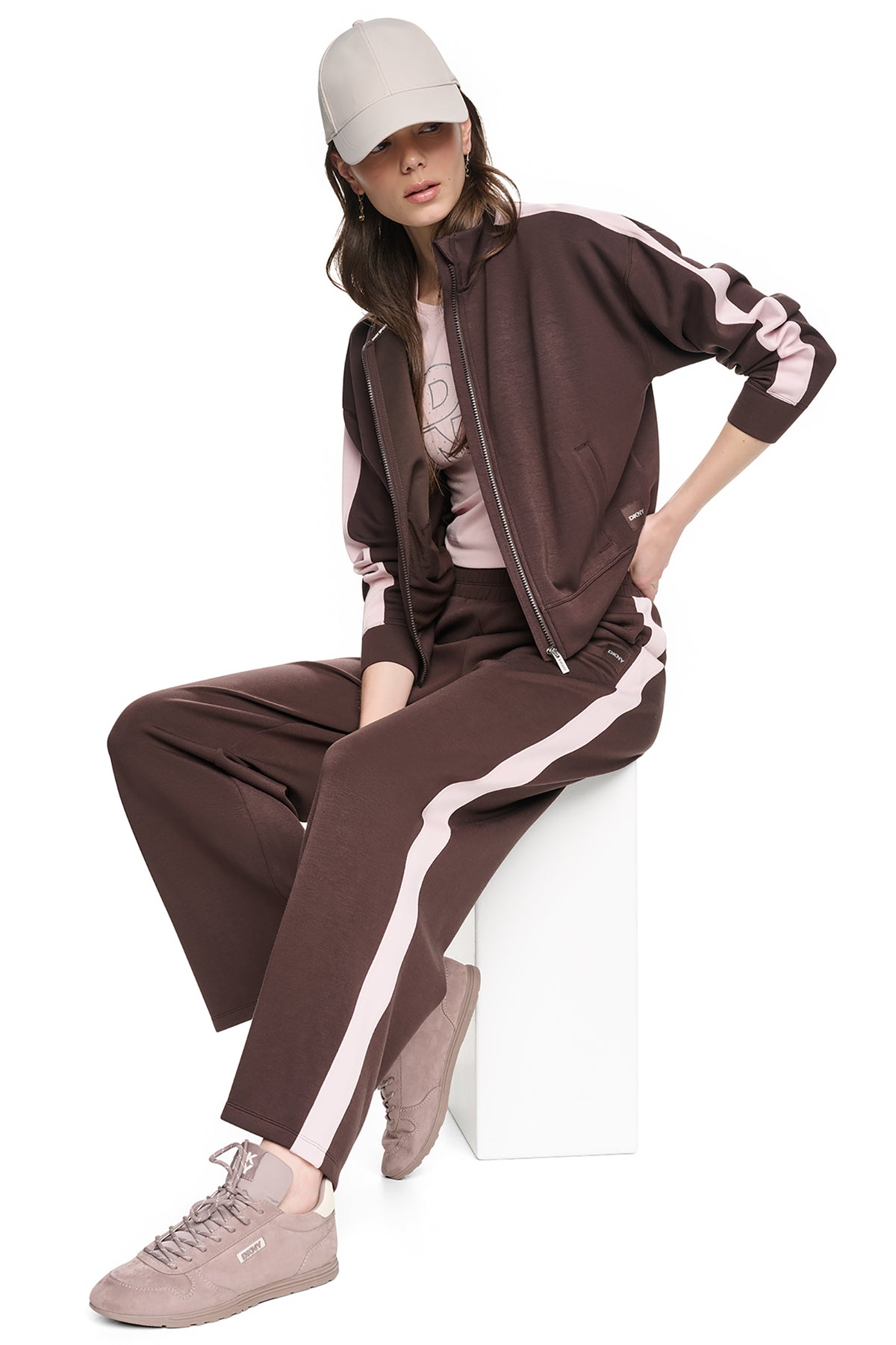 HIGH-RISE SIDE STRIPE WIDE-LEG PANT VIEW 2