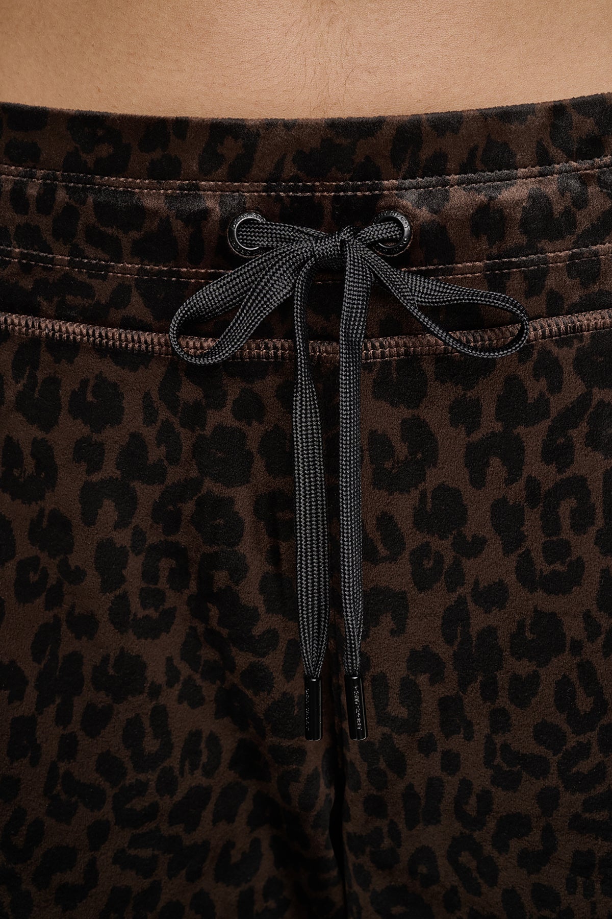 VELOUR ANIMAL PRINT MID-RISE PANT VIEW 2