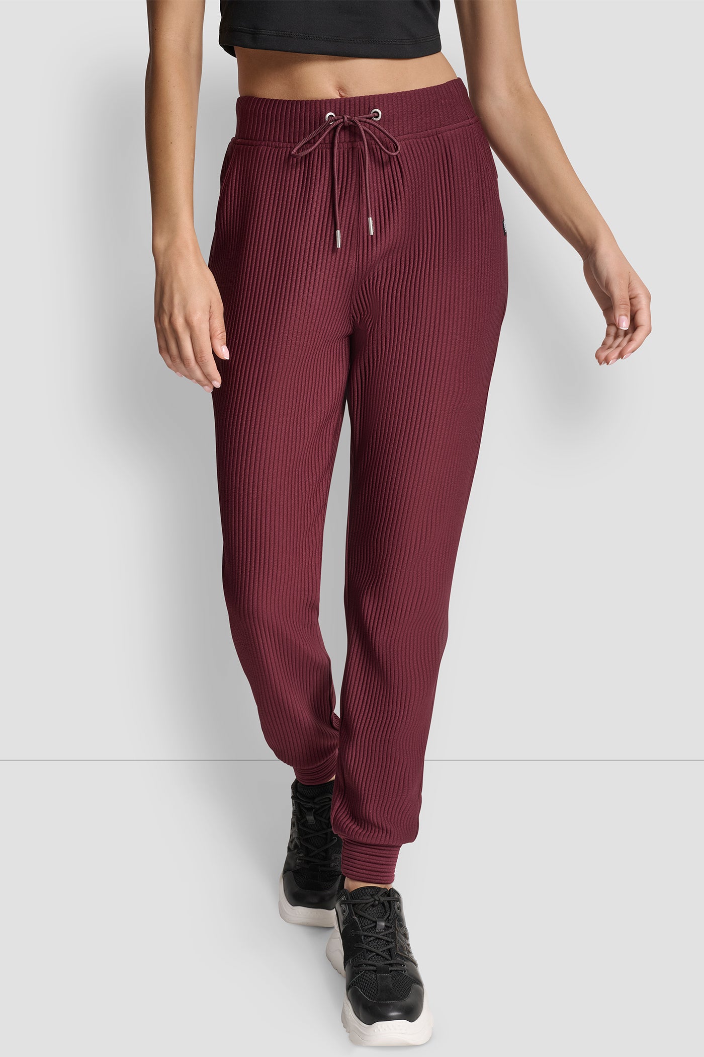 TECH OTTOMAN CUFFED JOGGER WITH POCKETS VIEW 3 TECH OTTOMAN CUFFED JOGGER WITH POCKETS VIEW 3