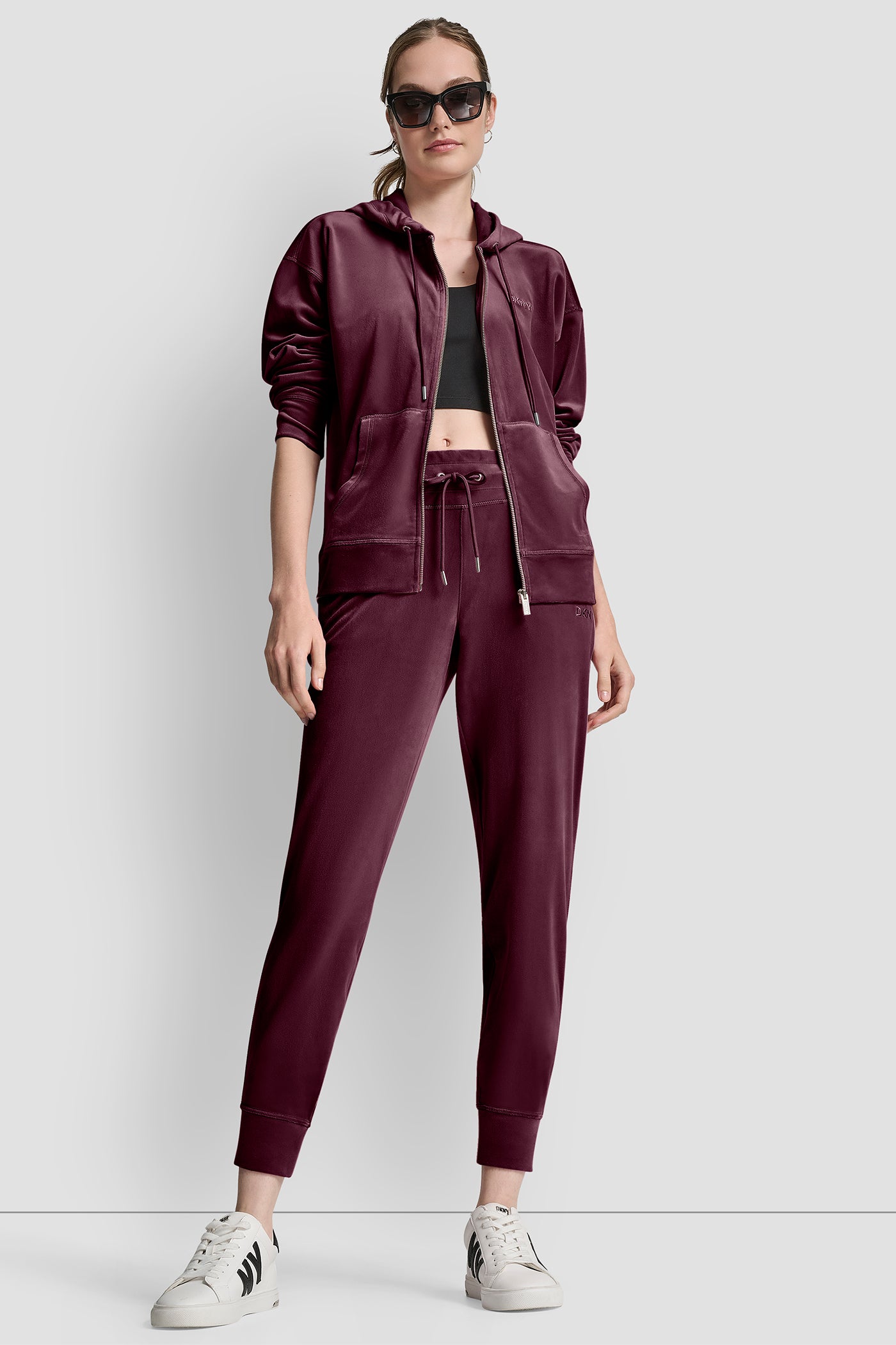 VELOUR HD EMBROIDERY LOGO SLIM FIT JOGGER VIEW 4 | Clothing VELOUR HD EMBROIDERY LOGO SLIM FIT JOGGER VIEW 4 | Clothing