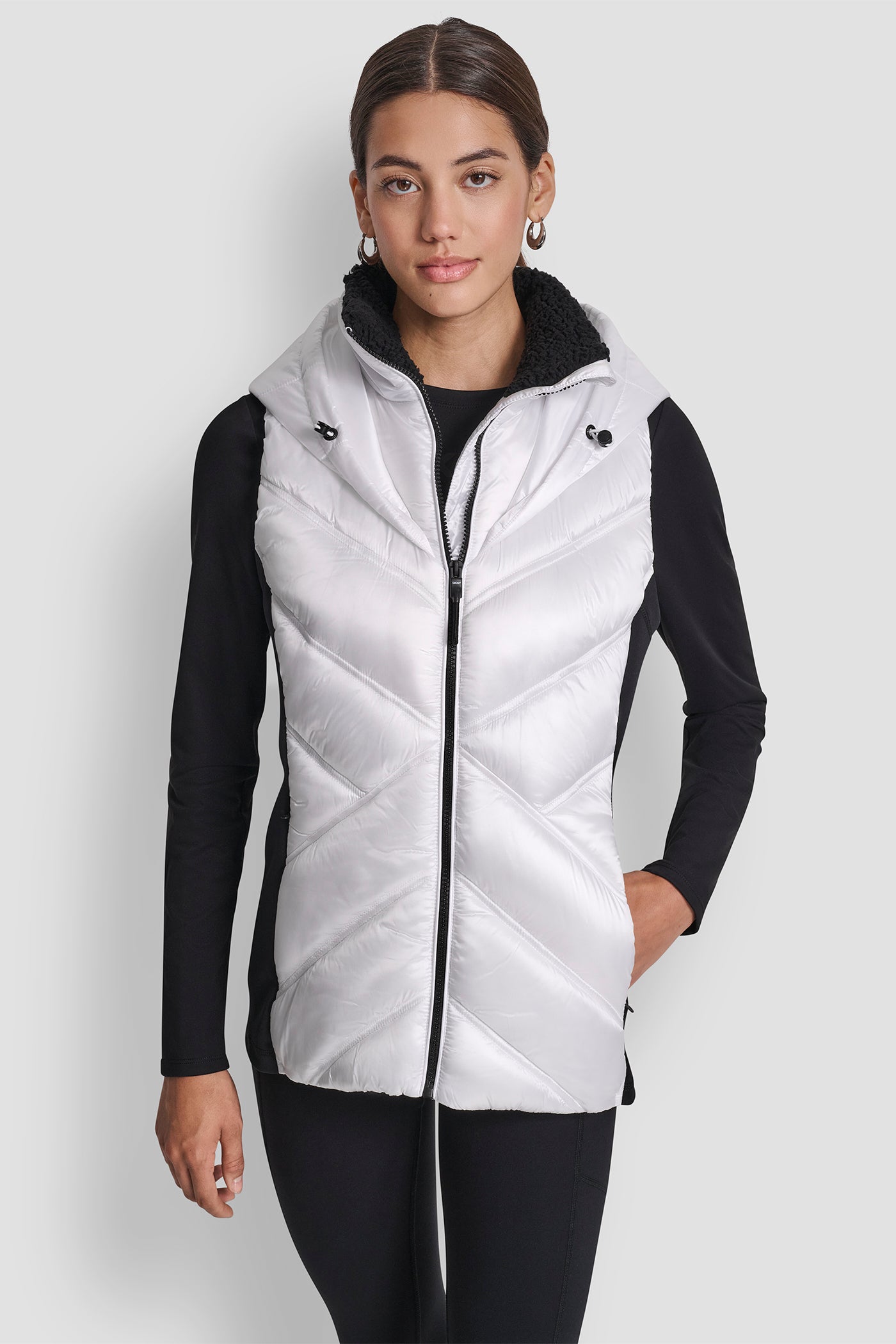 SCUBA-PANELED PUFFER VEST VIEW 6 | Lightweight Jackets SCUBA-PANELED PUFFER VEST VIEW 6 | Lightweight Jackets