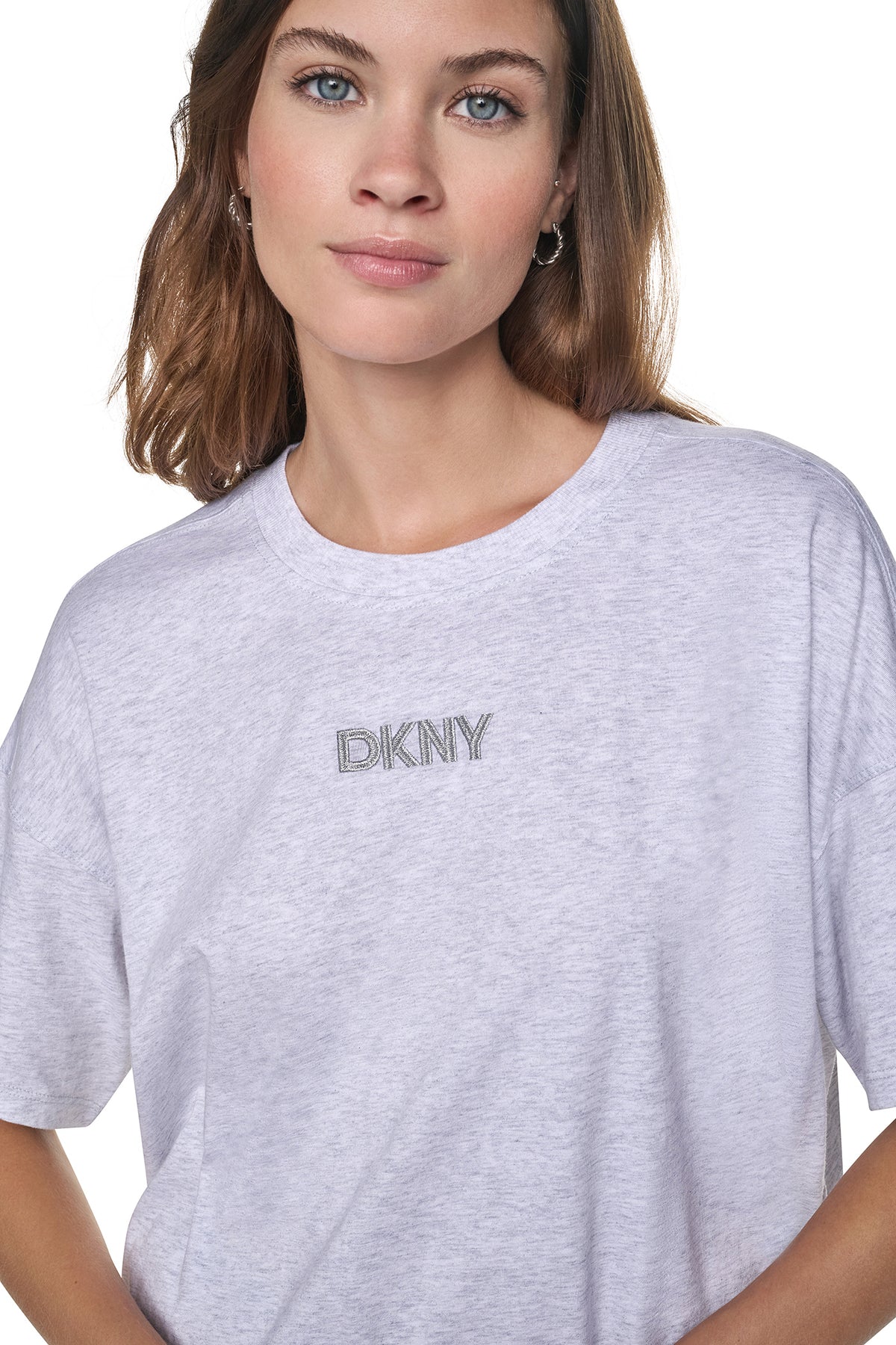 METALLIC EMBROIDERY LOGO BOXY TEE View 1 | Gifts Under $100 METALLIC EMBROIDERY LOGO BOXY TEE View 1 | Gifts Under $100