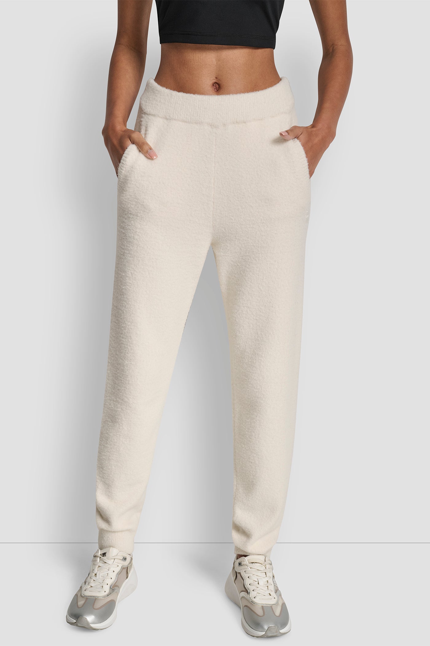 FEATHER YARN JOGGER WITH POCKETS AND TONAL LOGO VIEW 1 | DKNY Sport FEATHER YARN JOGGER WITH POCKETS AND TONAL LOGO VIEW 1 | DKNY Sport