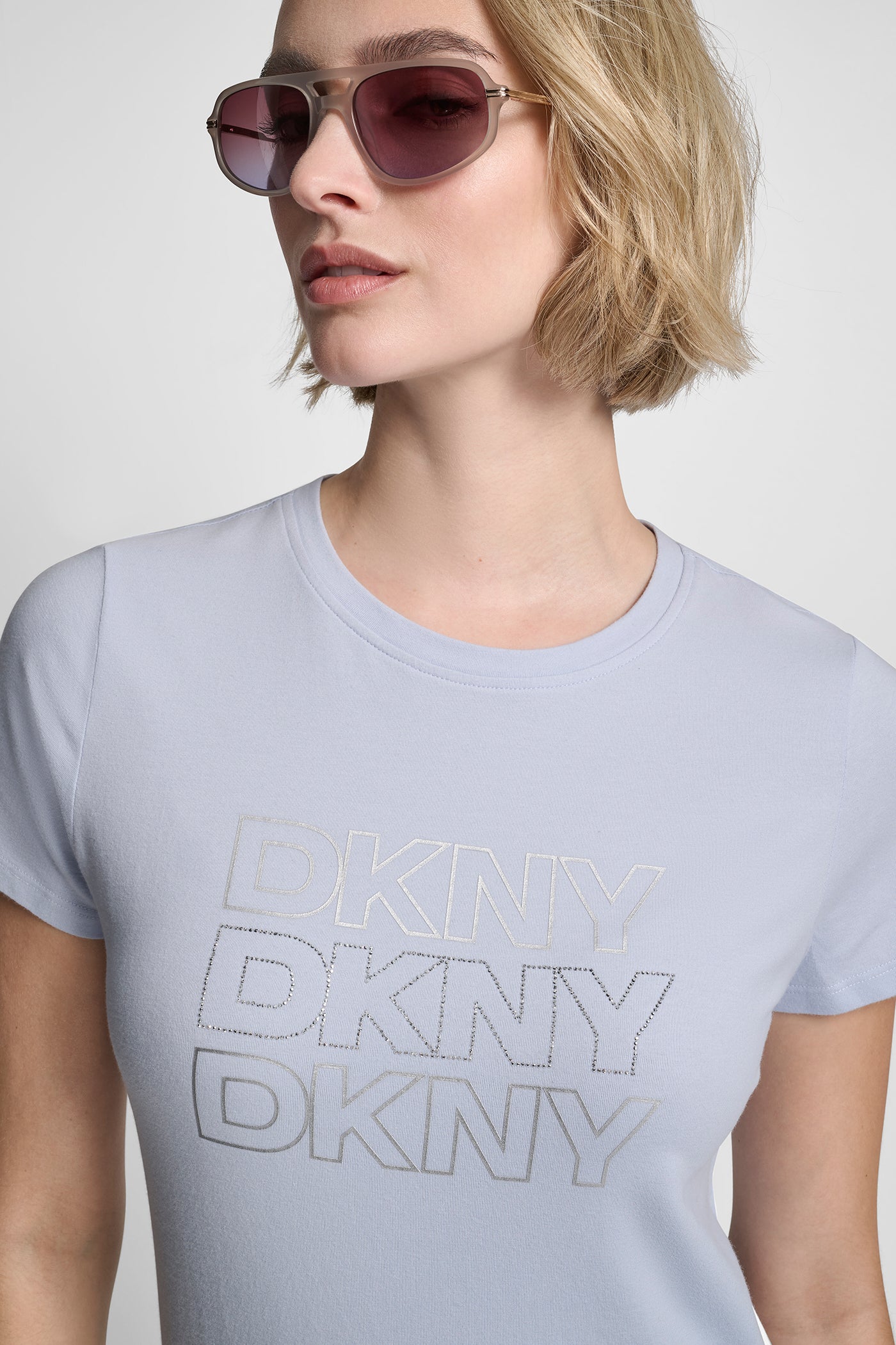 TRIPLE RHINESTONE FOIL LOGO TEE View 2 | DKNY25 TRIPLE RHINESTONE FOIL LOGO TEE View 2 | DKNY25