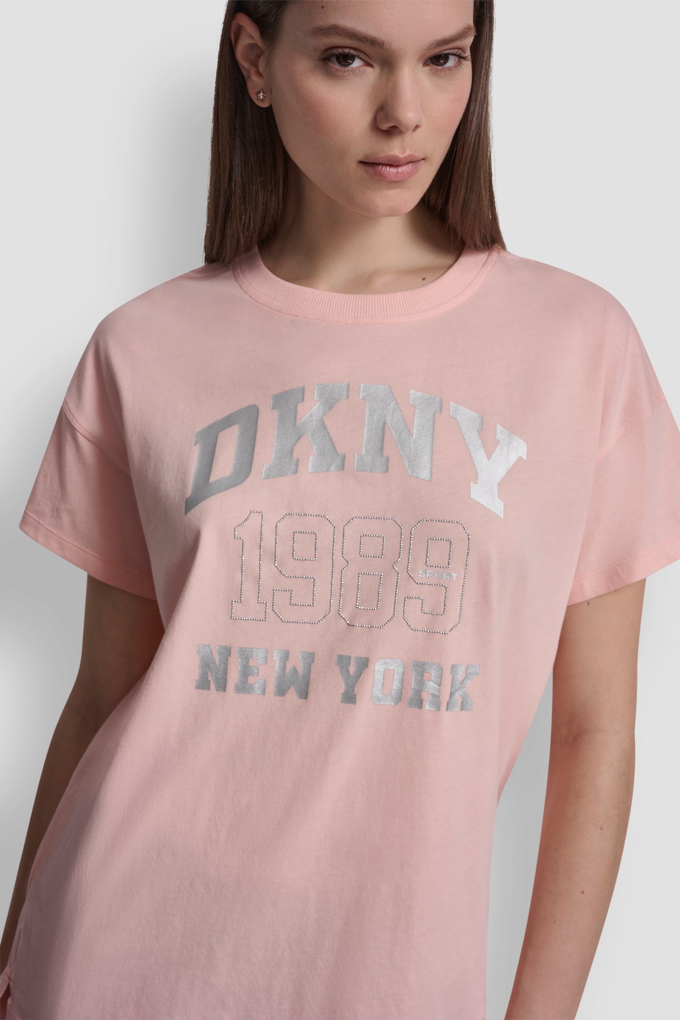 COTTON-JERSEY LOGO HIGH-LOW TEE View 2 | Women's Clearance COTTON-JERSEY LOGO HIGH-LOW TEE View 2 | Women's Clearance