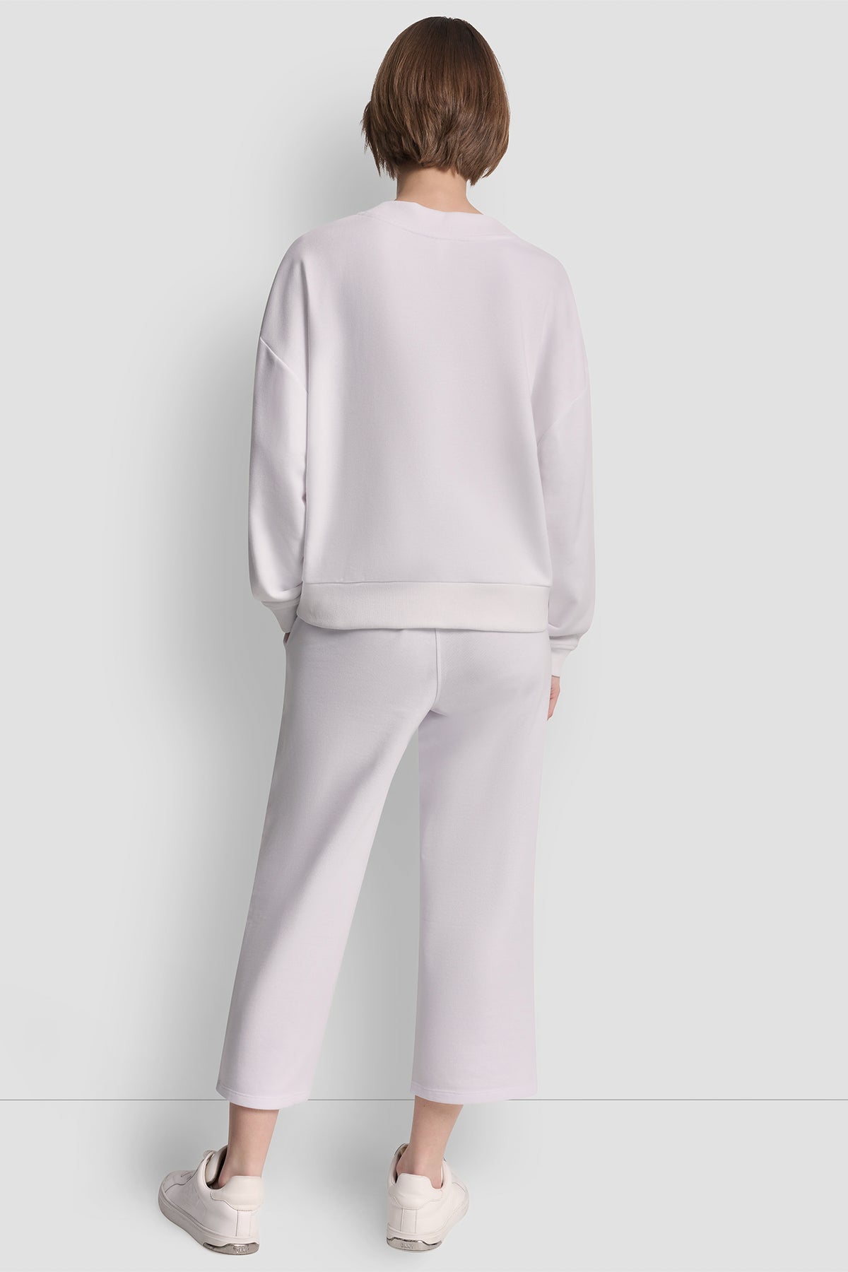 METALLIC BUBBLE LOGO V-NECK PULLOVER VIEW 2