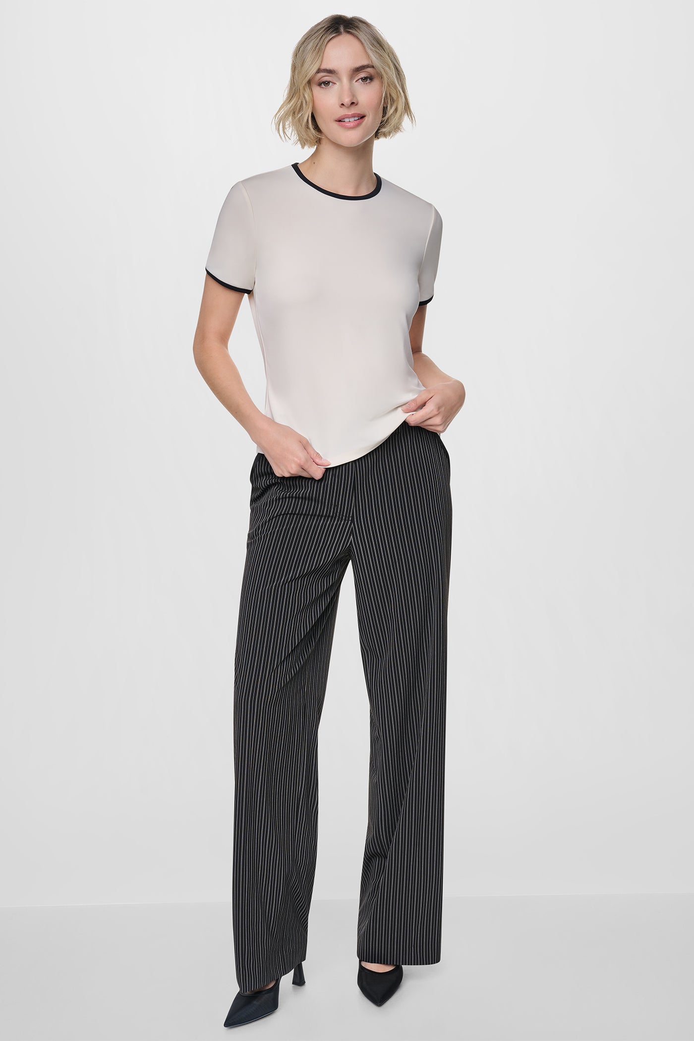 CONTRAST TRIM TEE View 2 | DKNY25 CONTRAST TRIM TEE View 2 | DKNY25