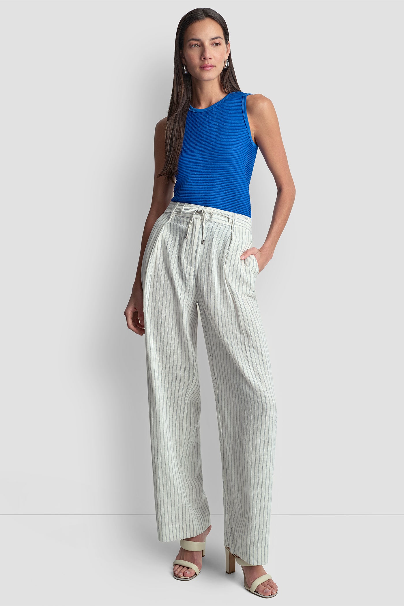 MID-RISE LINEN-BLEND PINSTRIPED PLEATED WIDE-LEG PANT VIEW 5 | Women's Clearance MID-RISE LINEN-BLEND PINSTRIPED PLEATED WIDE-LEG PANT VIEW 5 | Women's Clearance