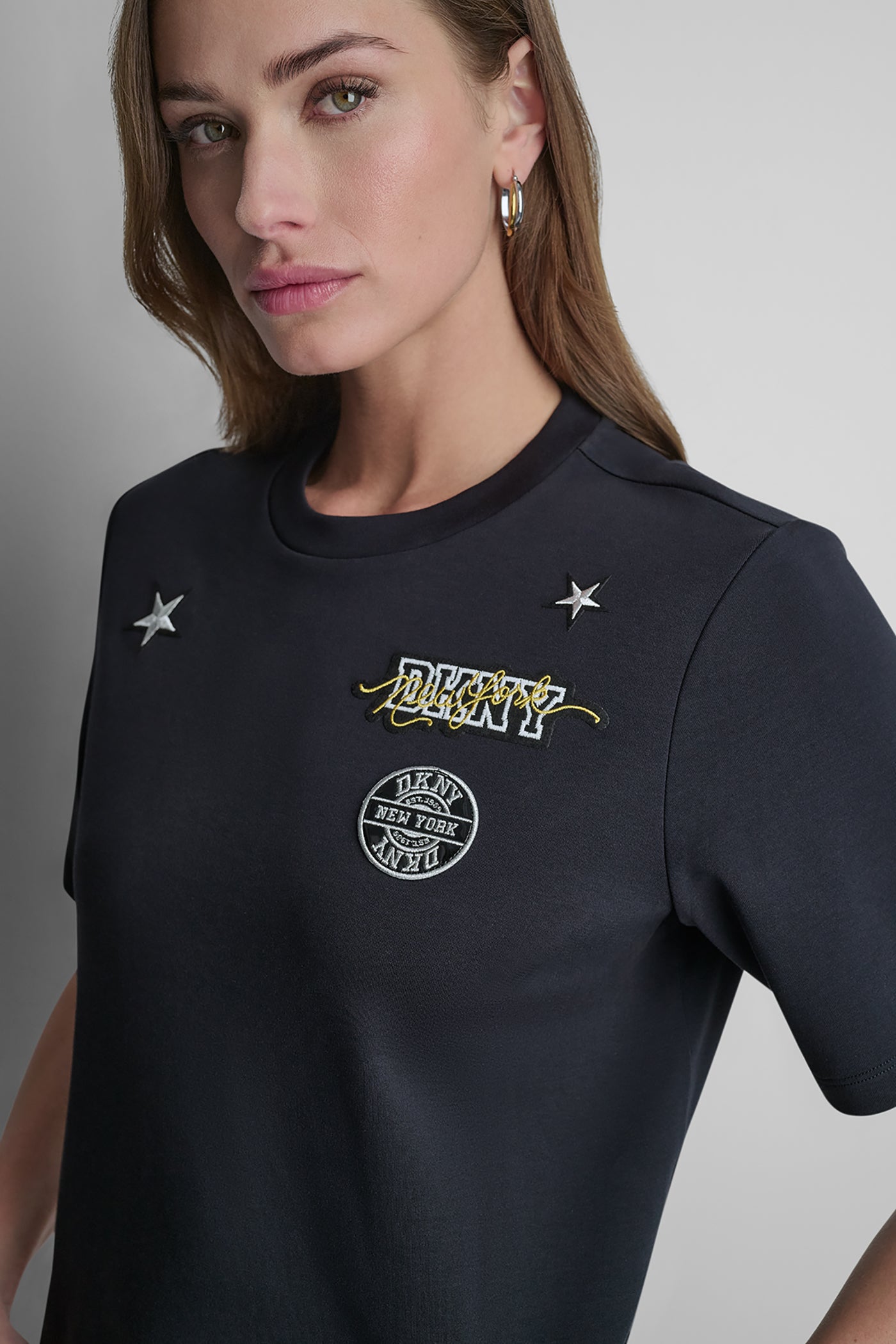 COTTON SHORT SLEEVE LOGO TOP VIEW 5 | Women's Clearance COTTON SHORT SLEEVE LOGO TOP VIEW 5 | Women's Clearance