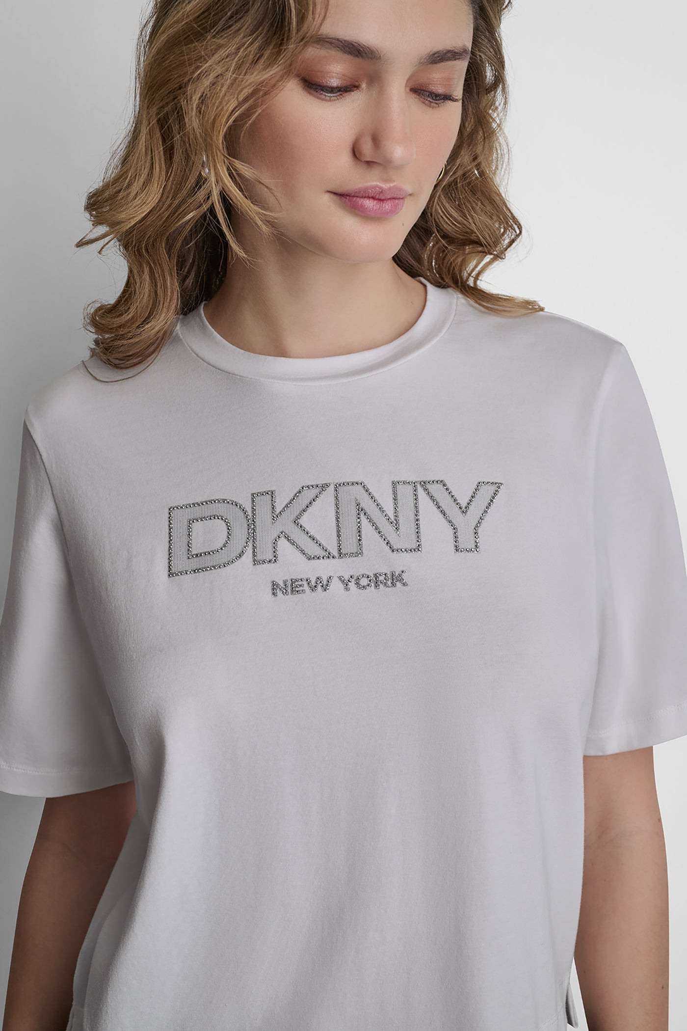 CRYSTAL BORDER LOGO GRAPHIC TEE View 2 | Women's Clearance CRYSTAL BORDER LOGO GRAPHIC TEE View 2 | Women's Clearance