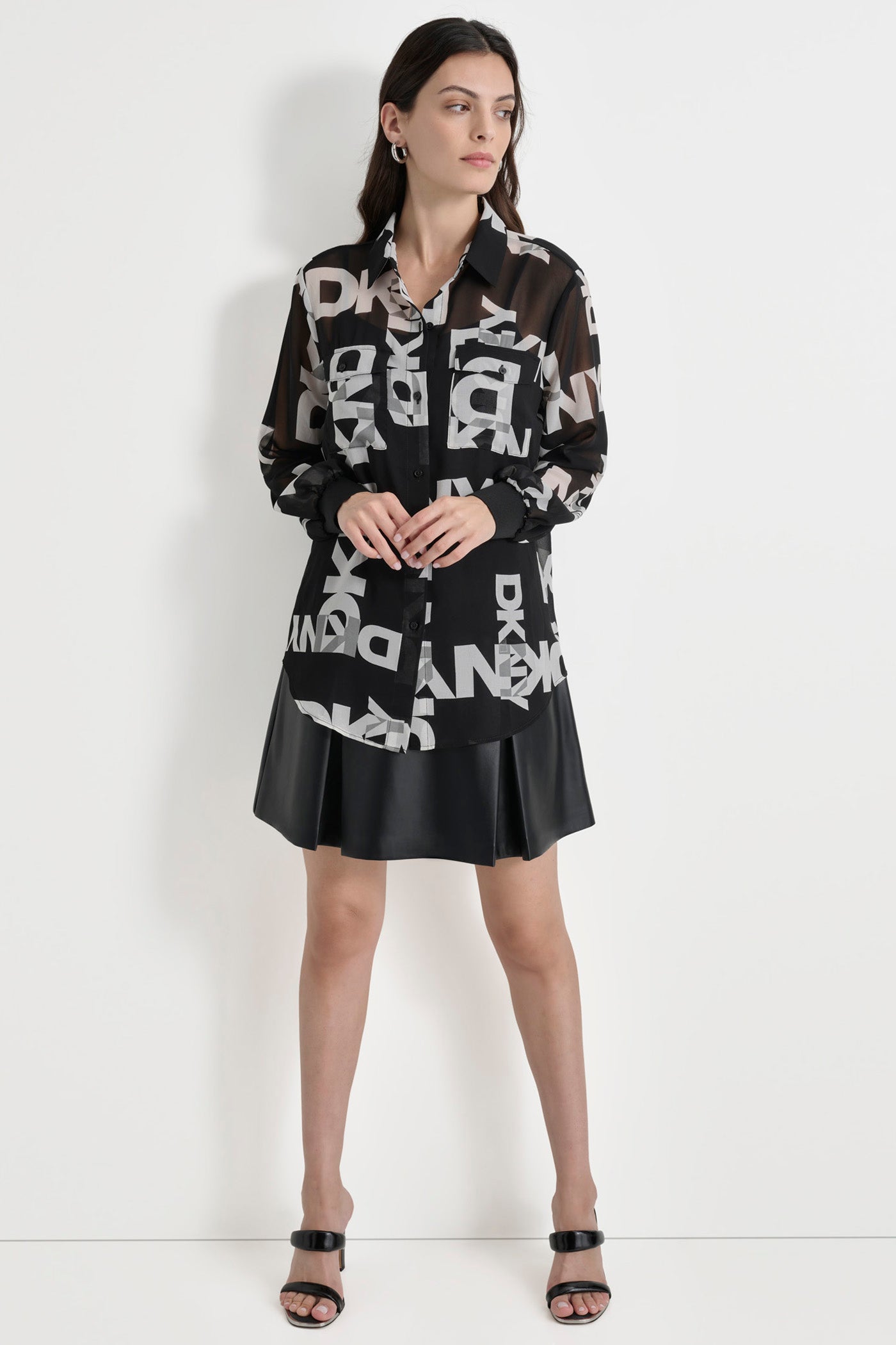 LOGO PRINT SHIRT VIEW 3 | WOMEN'S SWEATERS & TOPS LOGO PRINT SHIRT VIEW 3 | WOMEN'S SWEATERS & TOPS
