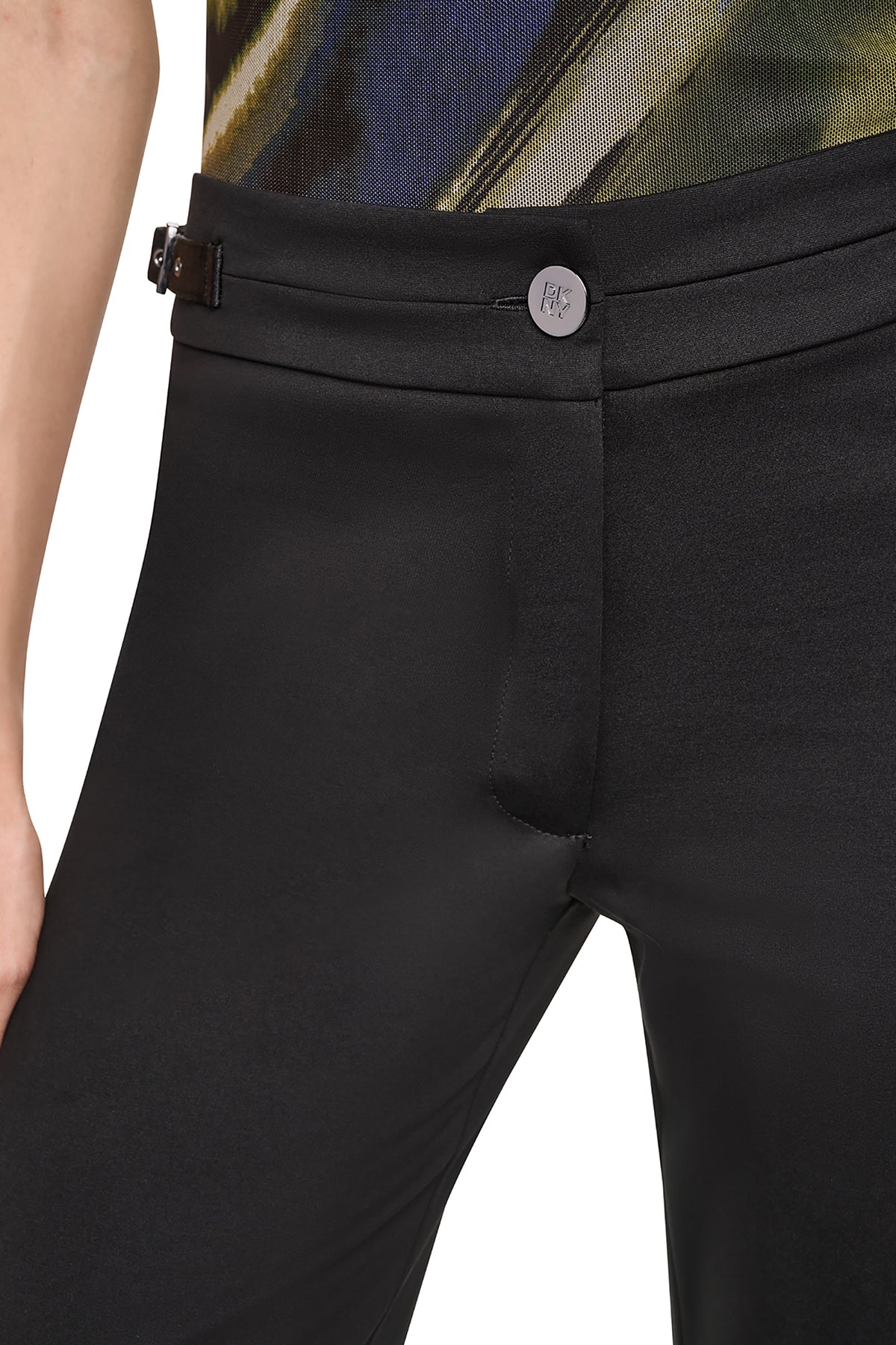 MID-RISE SOHO FLARE PANT VIEW 2