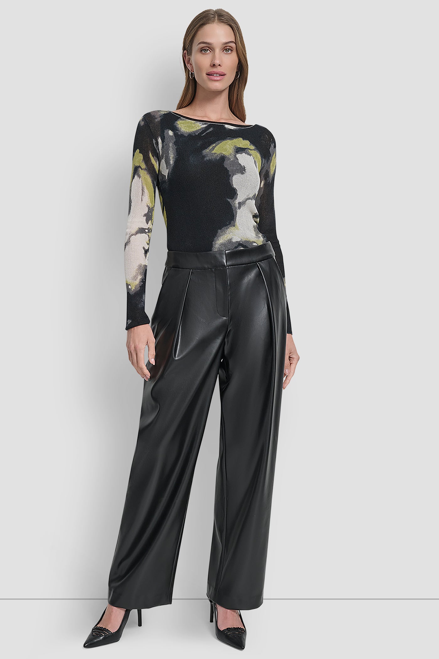 WIDE LEG PLEAT FRONT PANT View 2 | Women's Clearance WIDE LEG PLEAT FRONT PANT View 2 | Women's Clearance