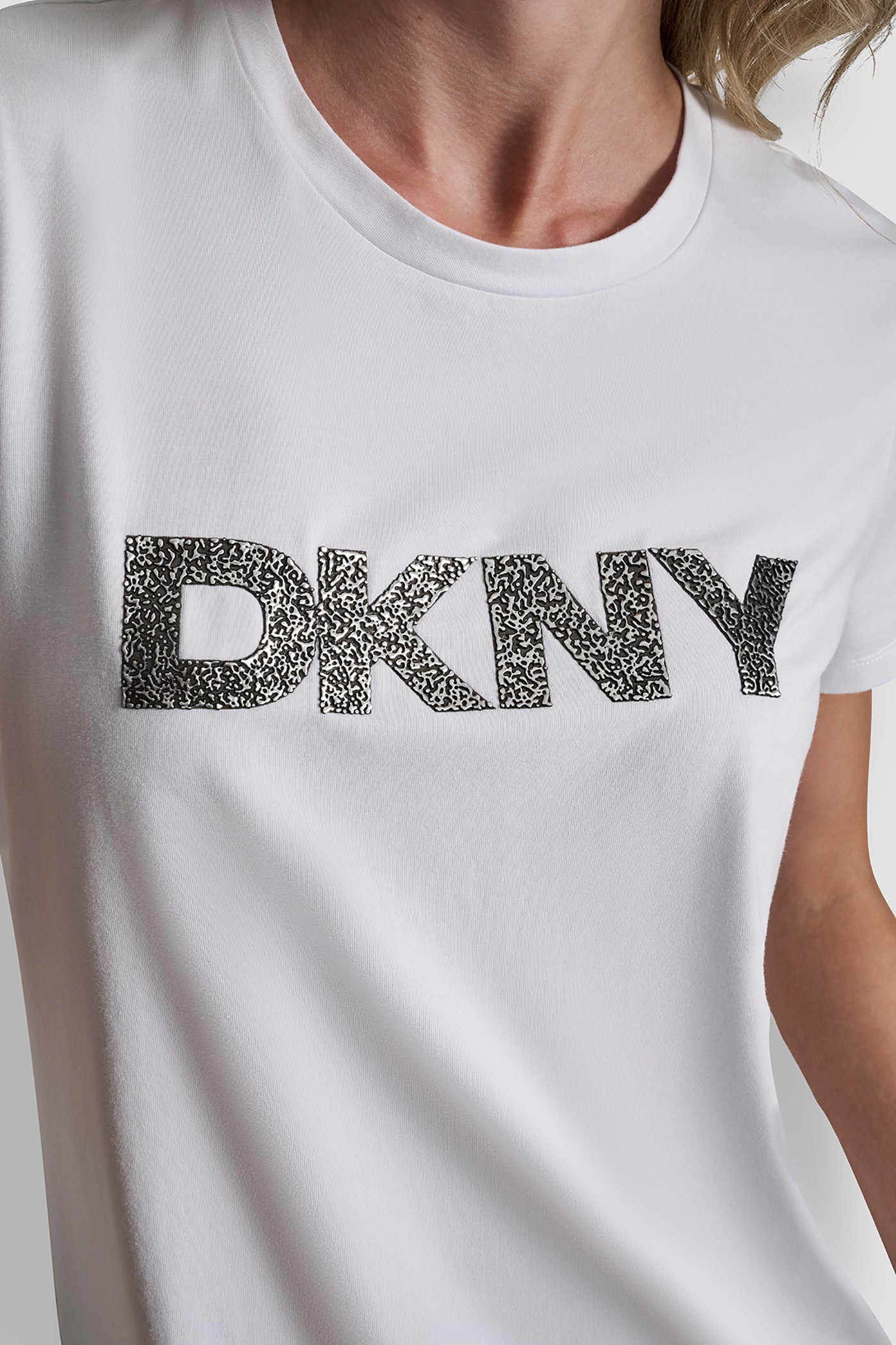 LOGO TEE SHIRT VIEW 5 | DKNY Promo LOGO TEE SHIRT VIEW 5 | DKNY Promo