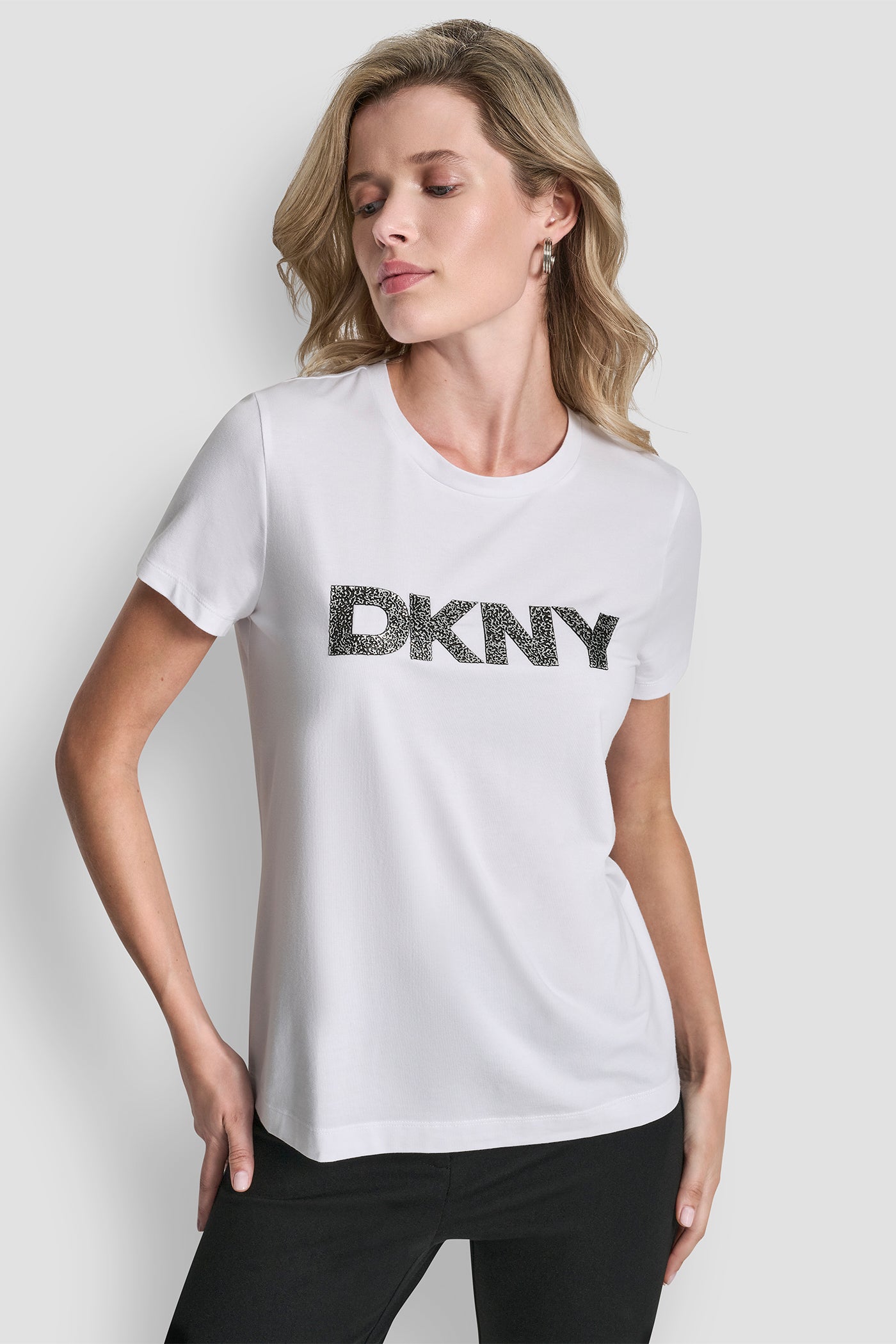 LOGO TEE SHIRT VIEW 1 | DKNY Promo LOGO TEE SHIRT VIEW 1 | DKNY Promo
