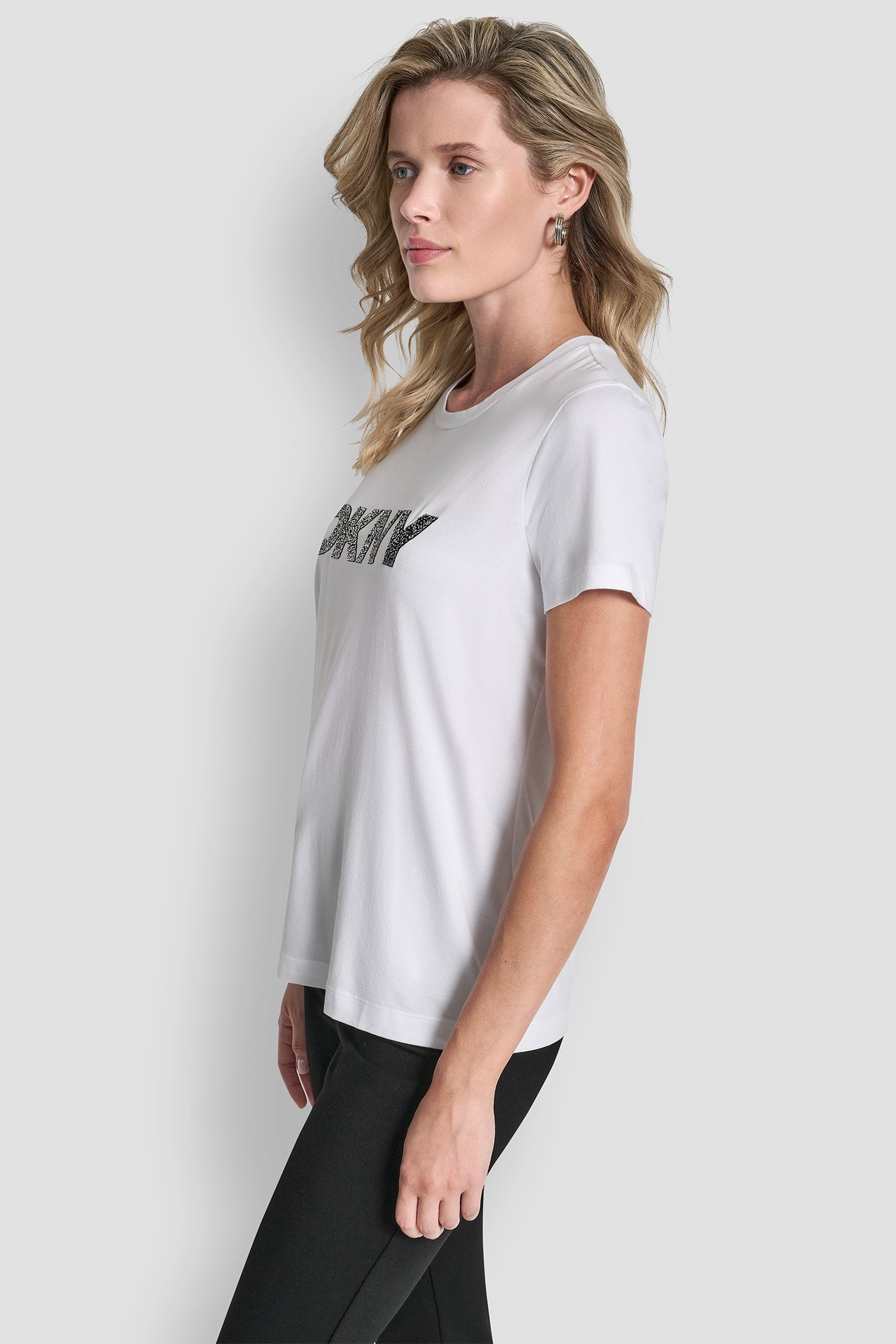 LOGO TEE SHIRT VIEW 3 | DKNY Promo LOGO TEE SHIRT VIEW 3 | DKNY Promo