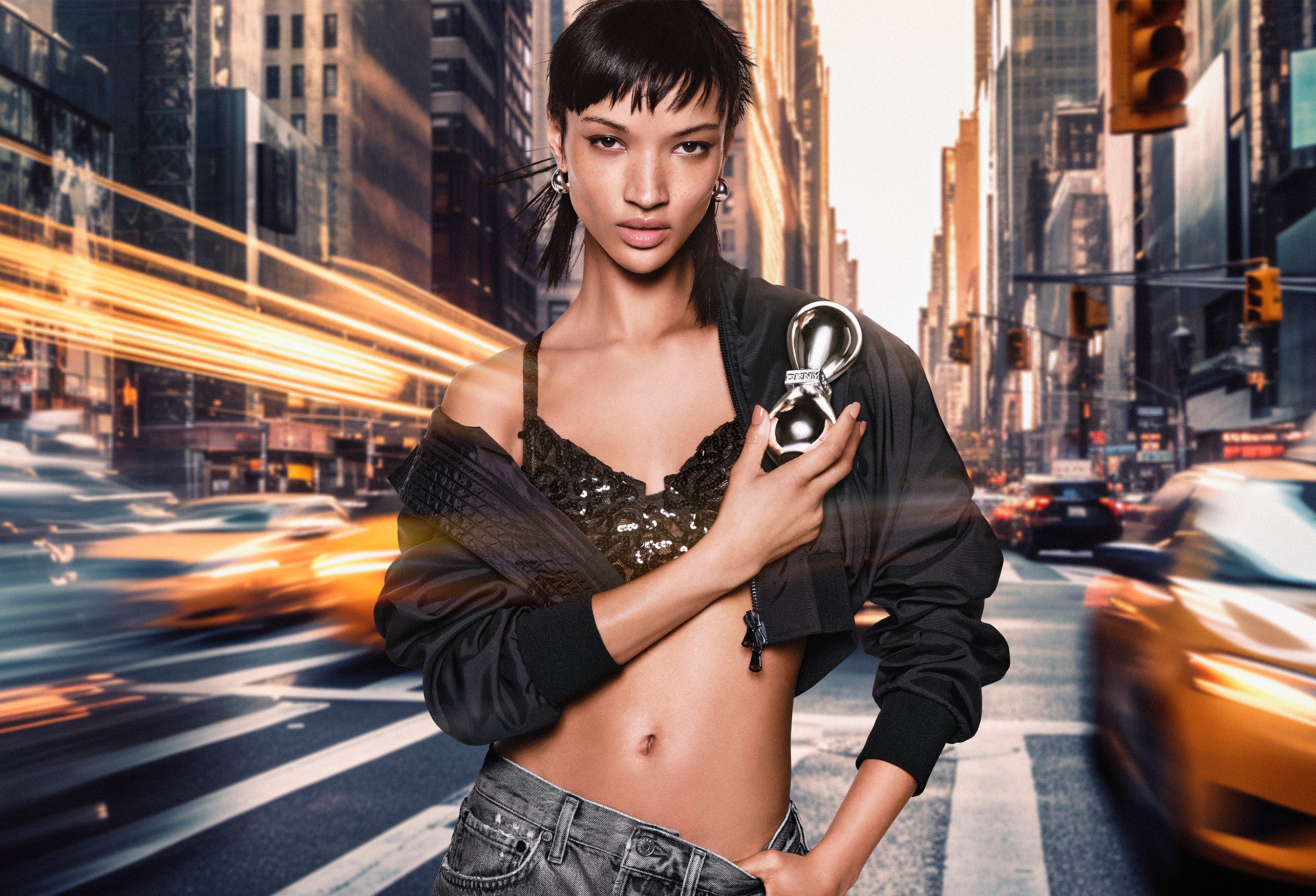 INTRODUCING DKNY 24/7 |