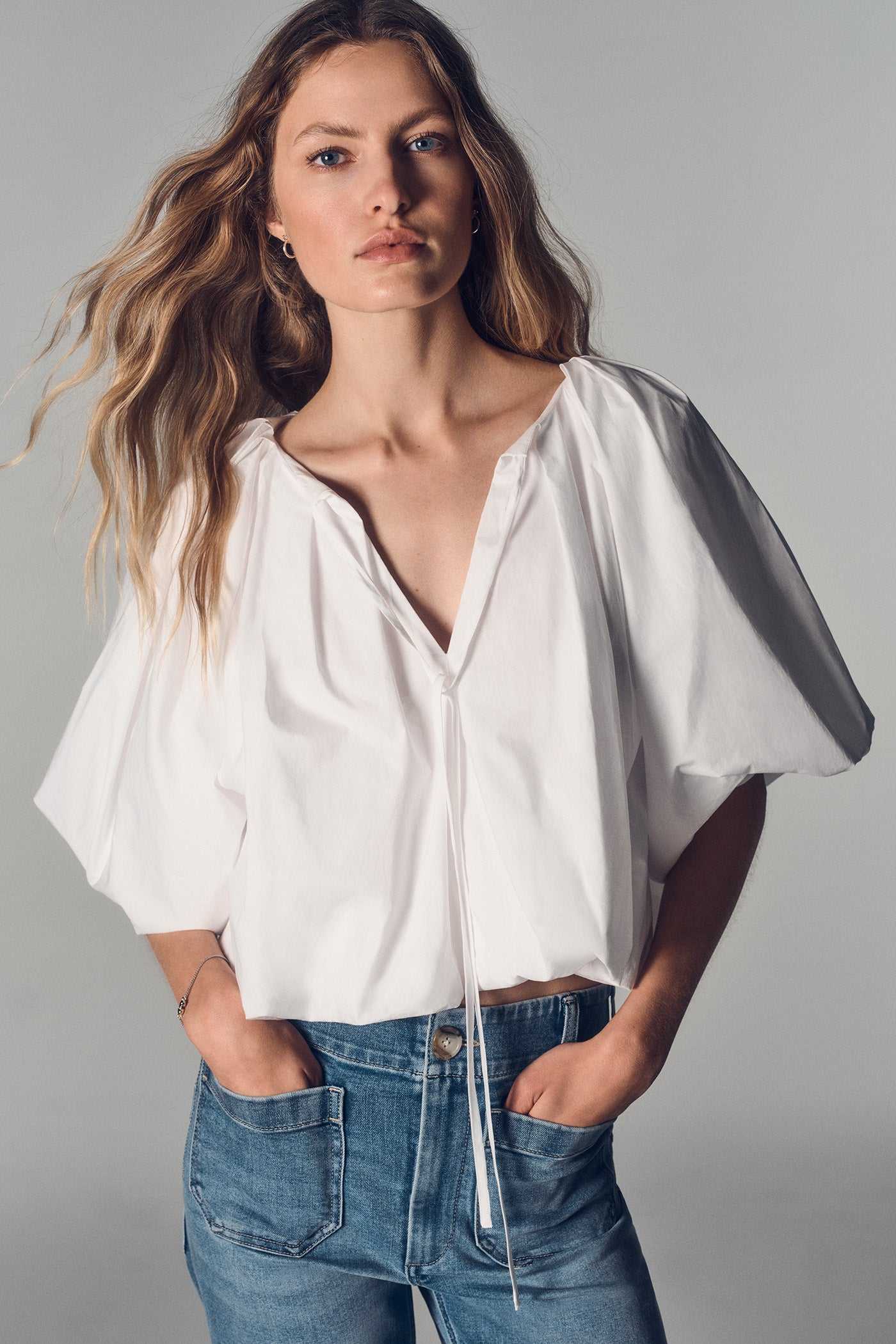 SHORT-SLEEVE BUBBLE TOP View 2 | Women's Clearance SHORT-SLEEVE BUBBLE TOP View 2 | Women's Clearance