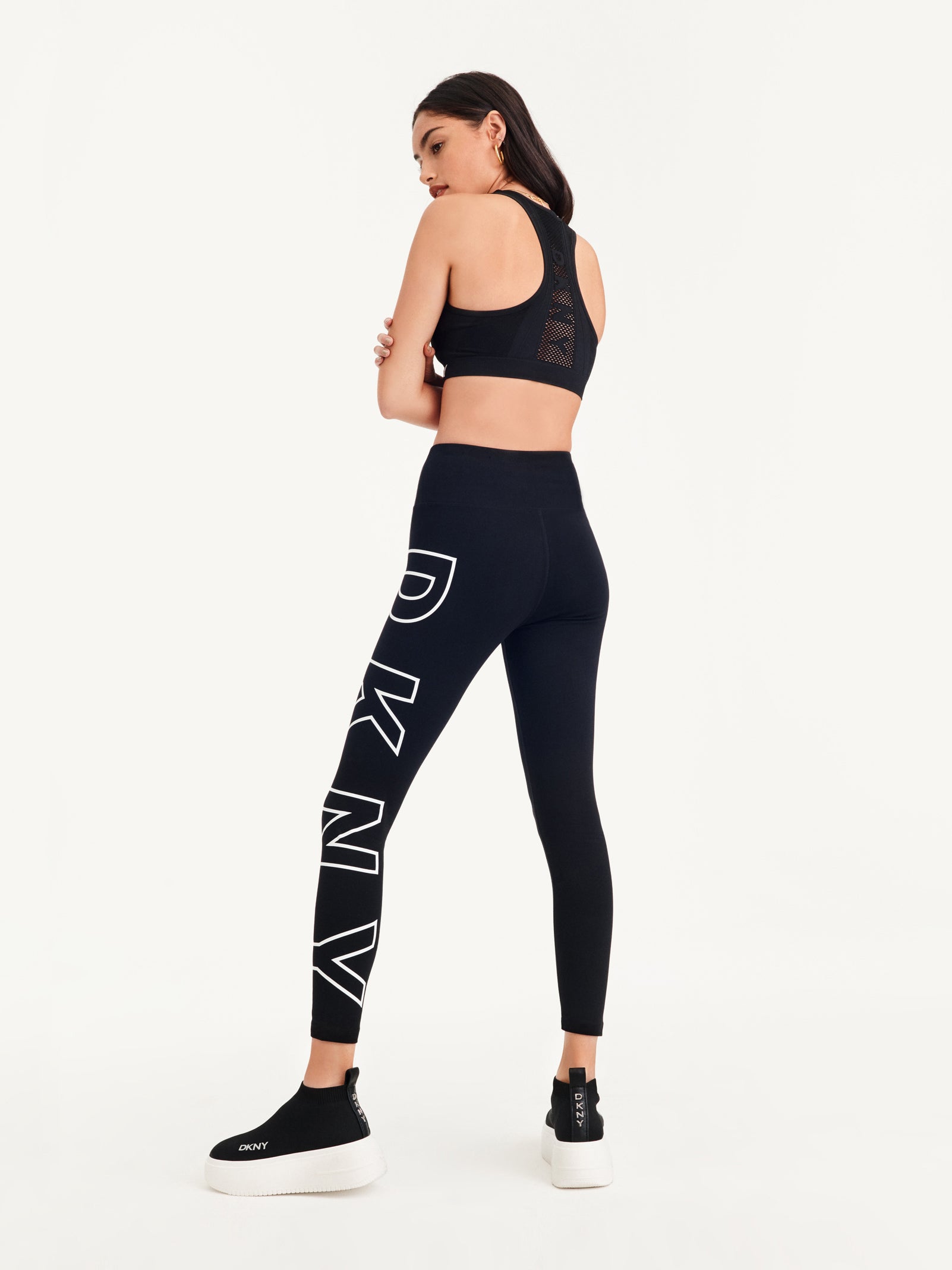 Outline Logo Legging VIEW 4 Outline Logo Legging VIEW 4