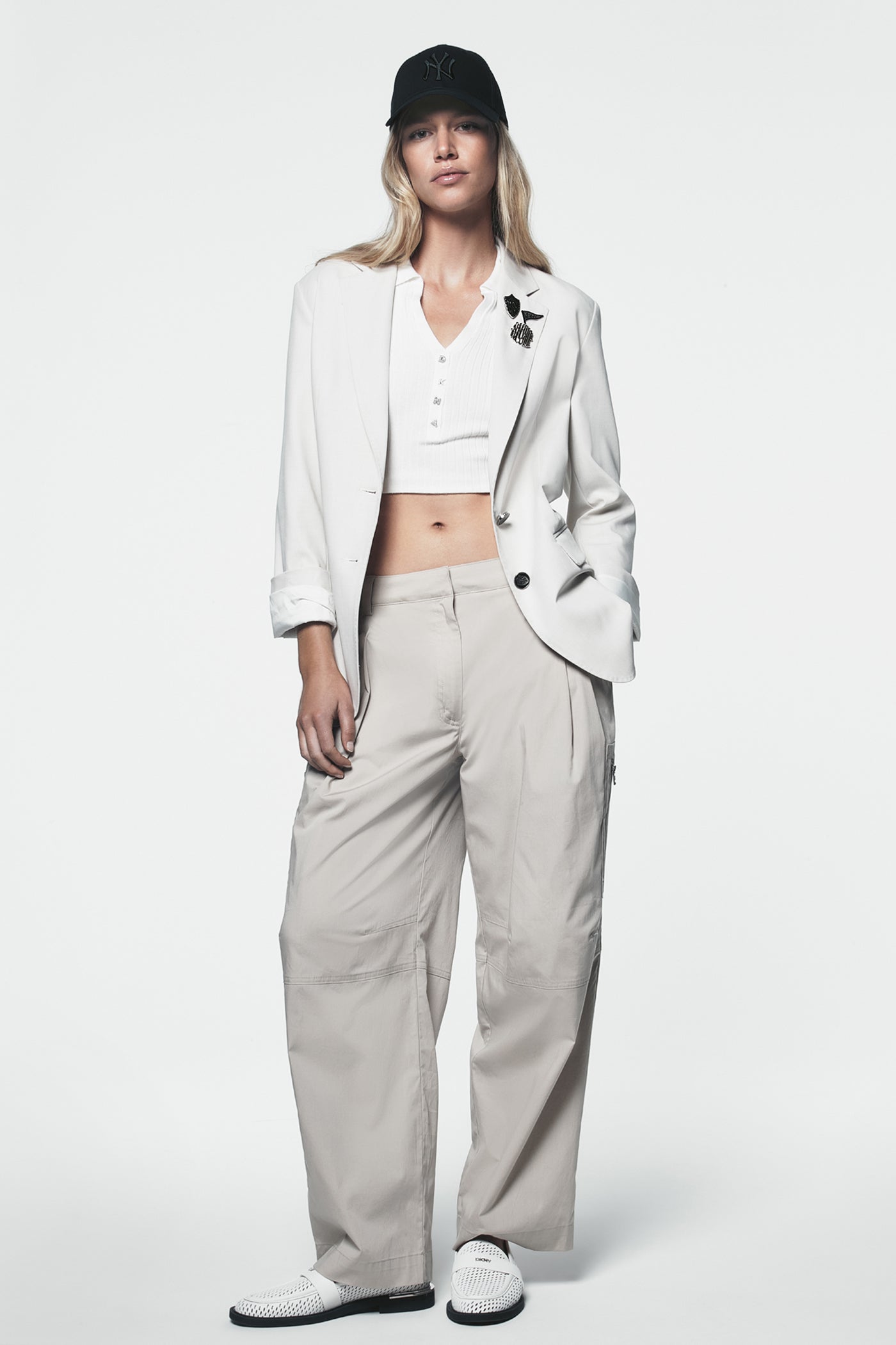 Pebble POPLIN ZIP CARGO PANT, VIEW 1 | Spring 2026 Campaign