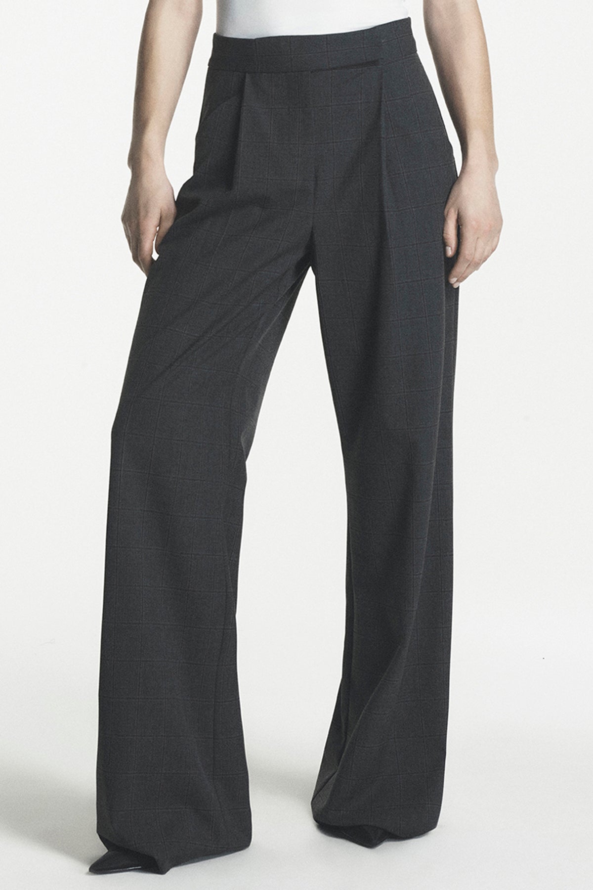 HIGH-RISE WIDE LEG PANT VIEW 2
