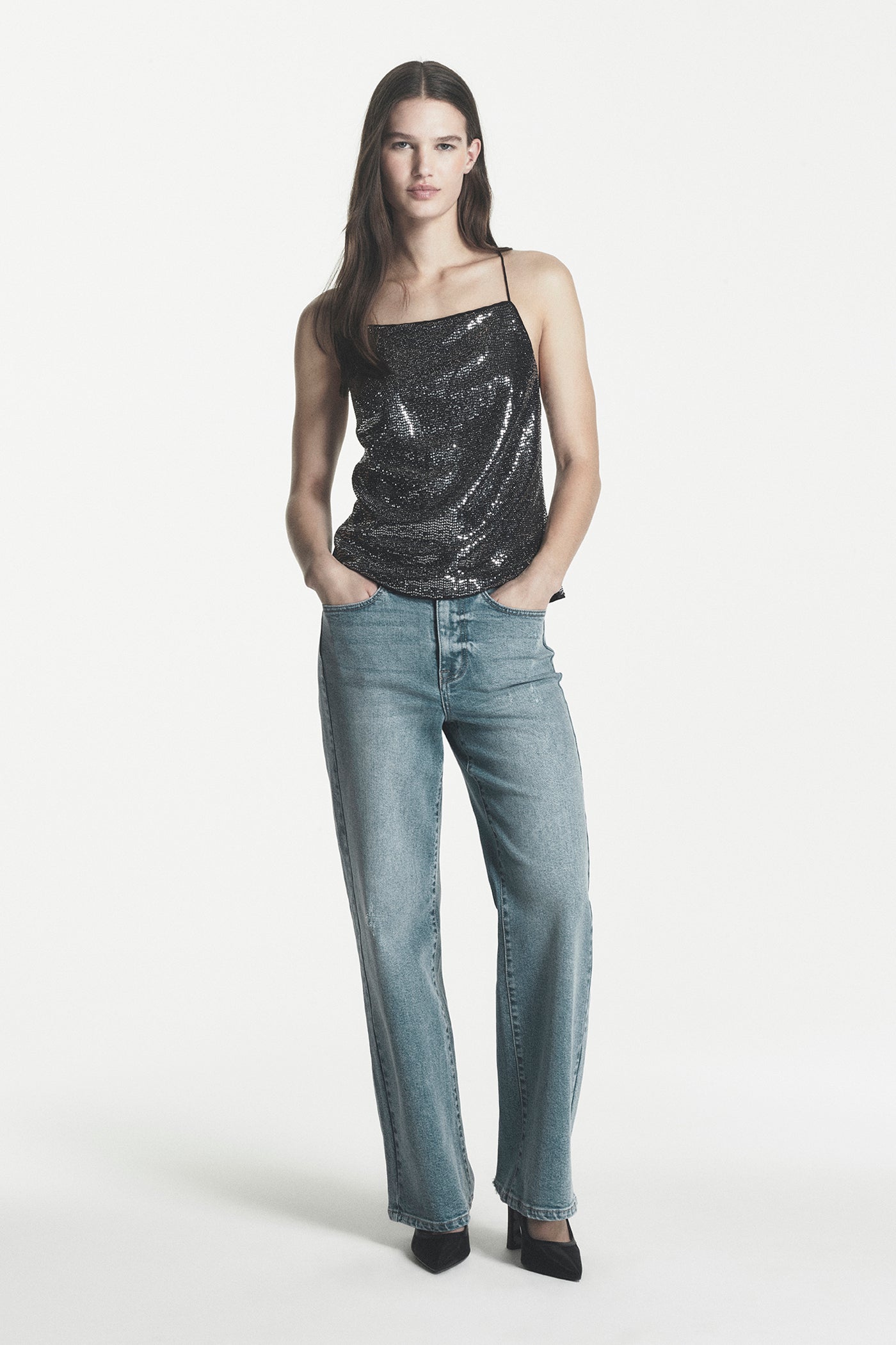 MID-RISE LOOSE STRAIGHT LEG JEAN VIEW 1