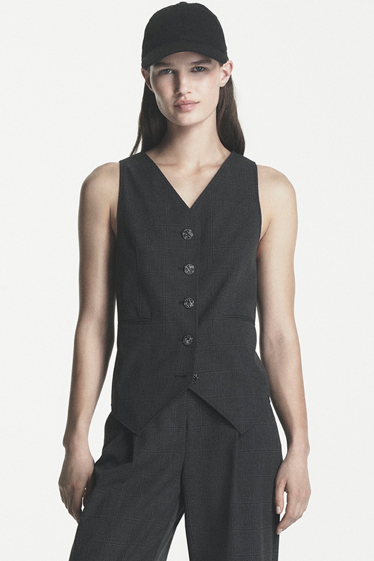 BUTTON FRONT VEST View 1
