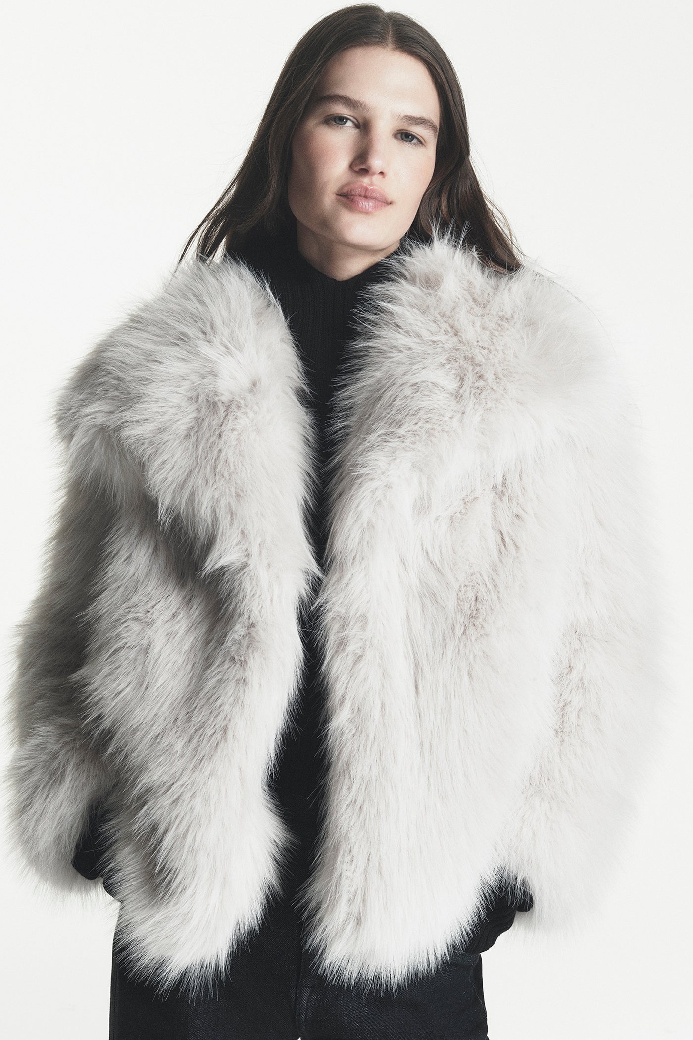 SHORT FAUX FUR JACKET VIEW 1
