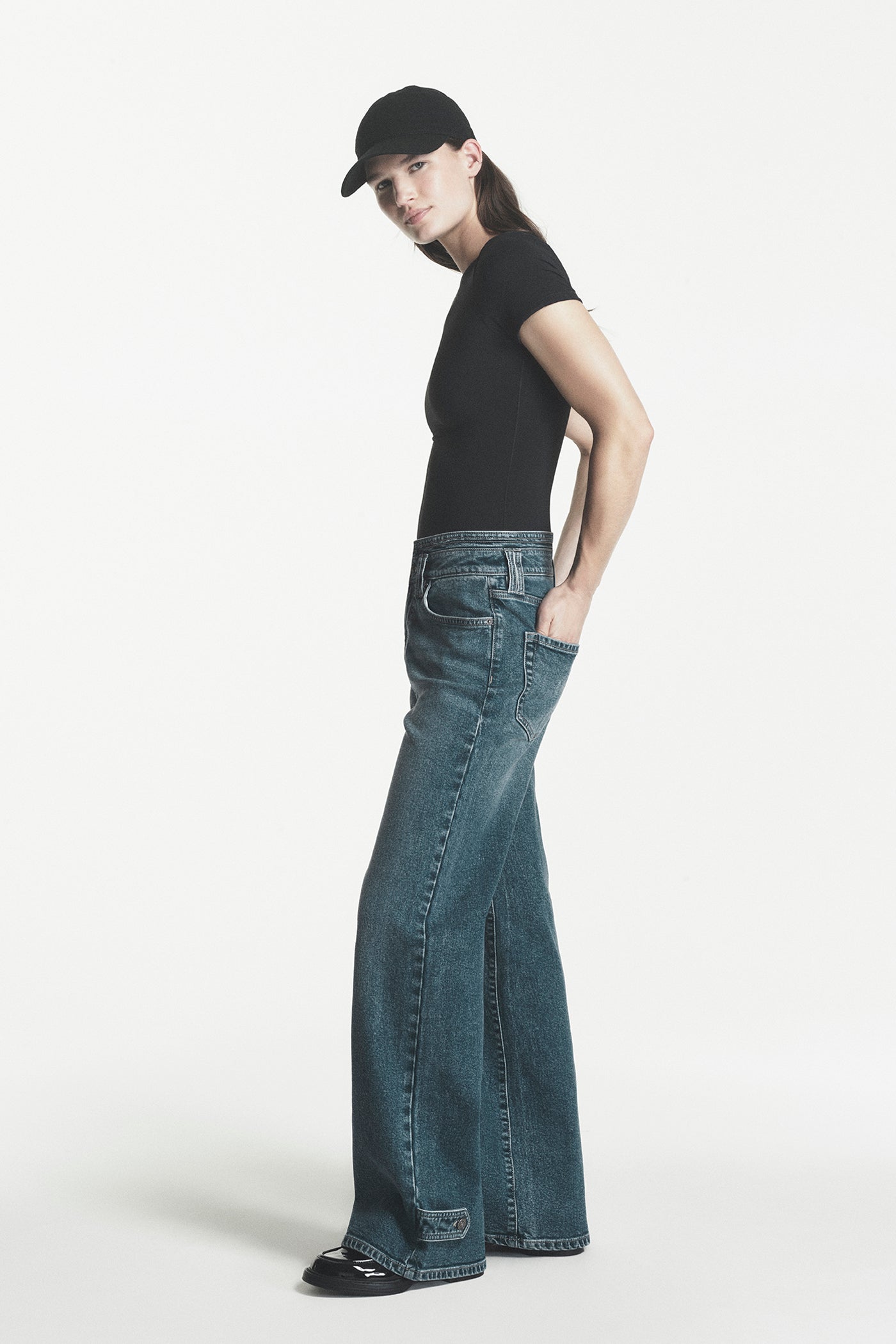 HIGH-RISE WIDE LEG VIEW 1