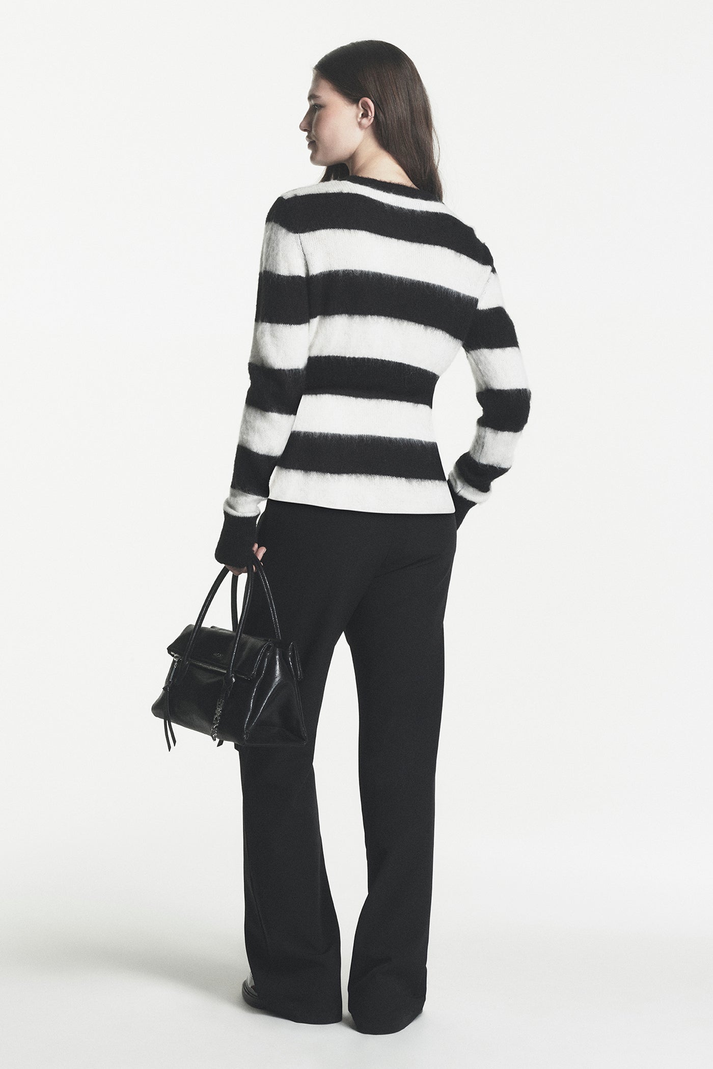STRIPE CREW NECK SWEATER VIEW 2