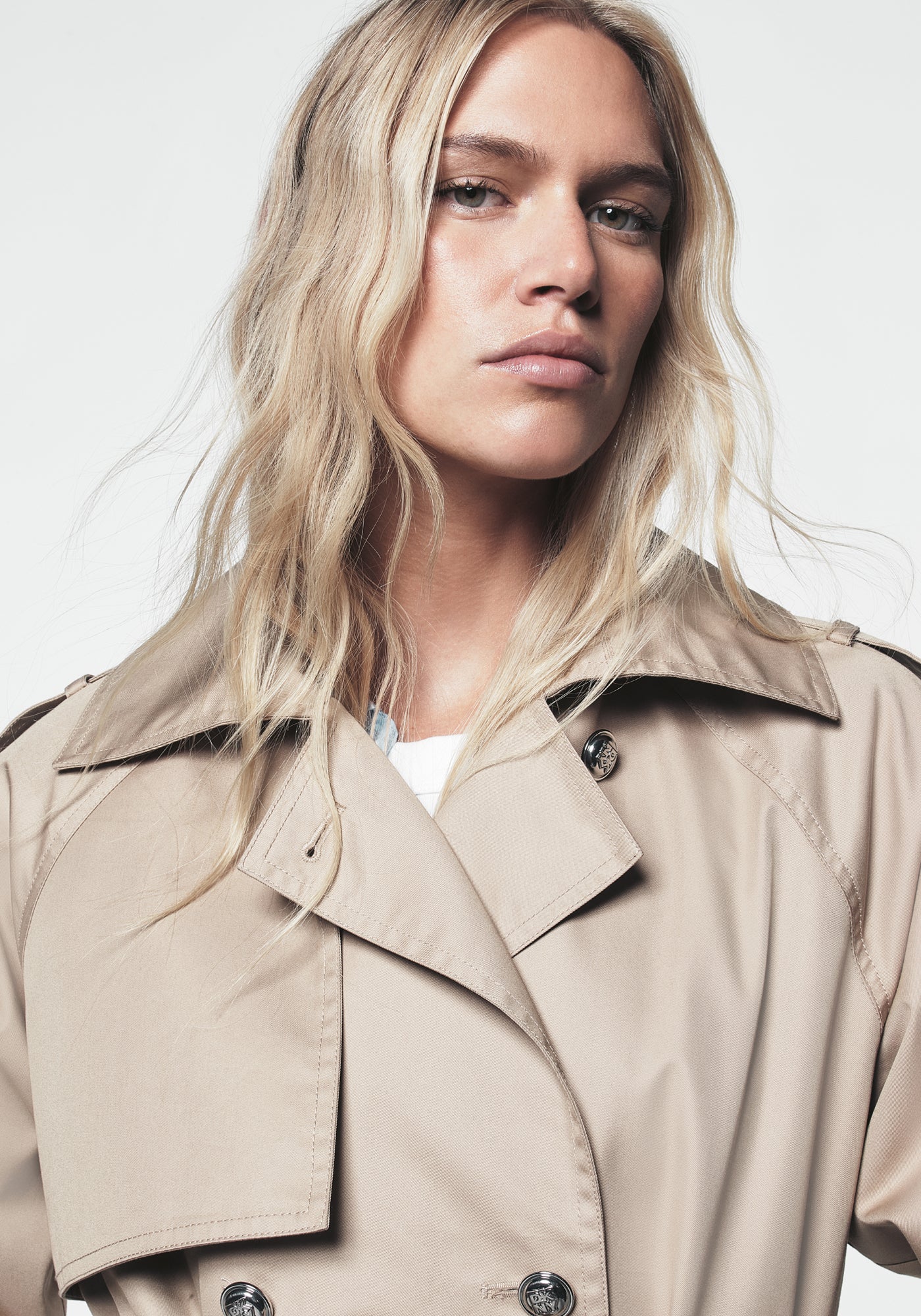 LONG DOUBLE BREASTED BELTED TRENCH VIEW 5 | Spring 2026 Campaign