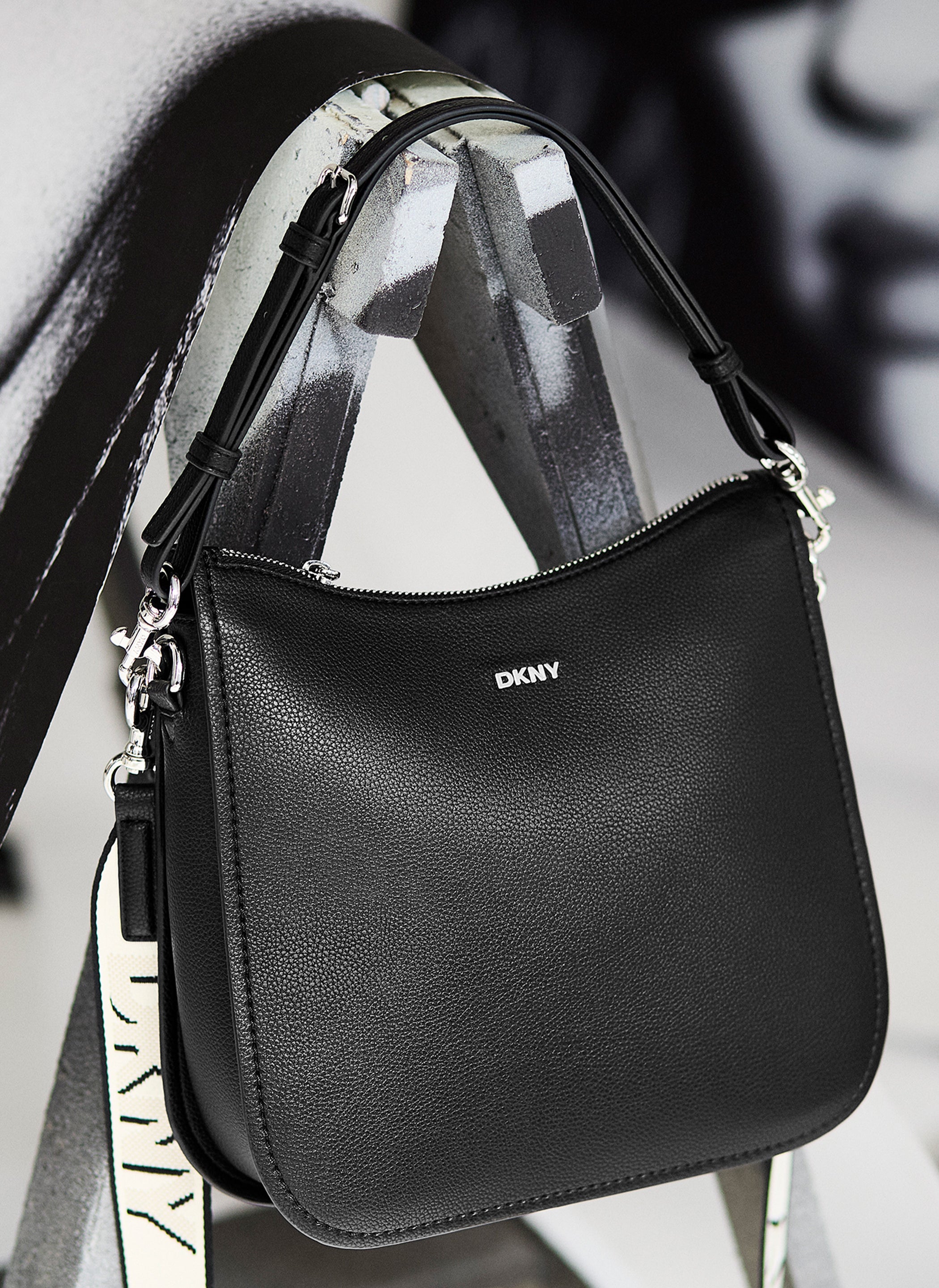 Stylish Handbags And Fashionable Designer Purses Dkny 