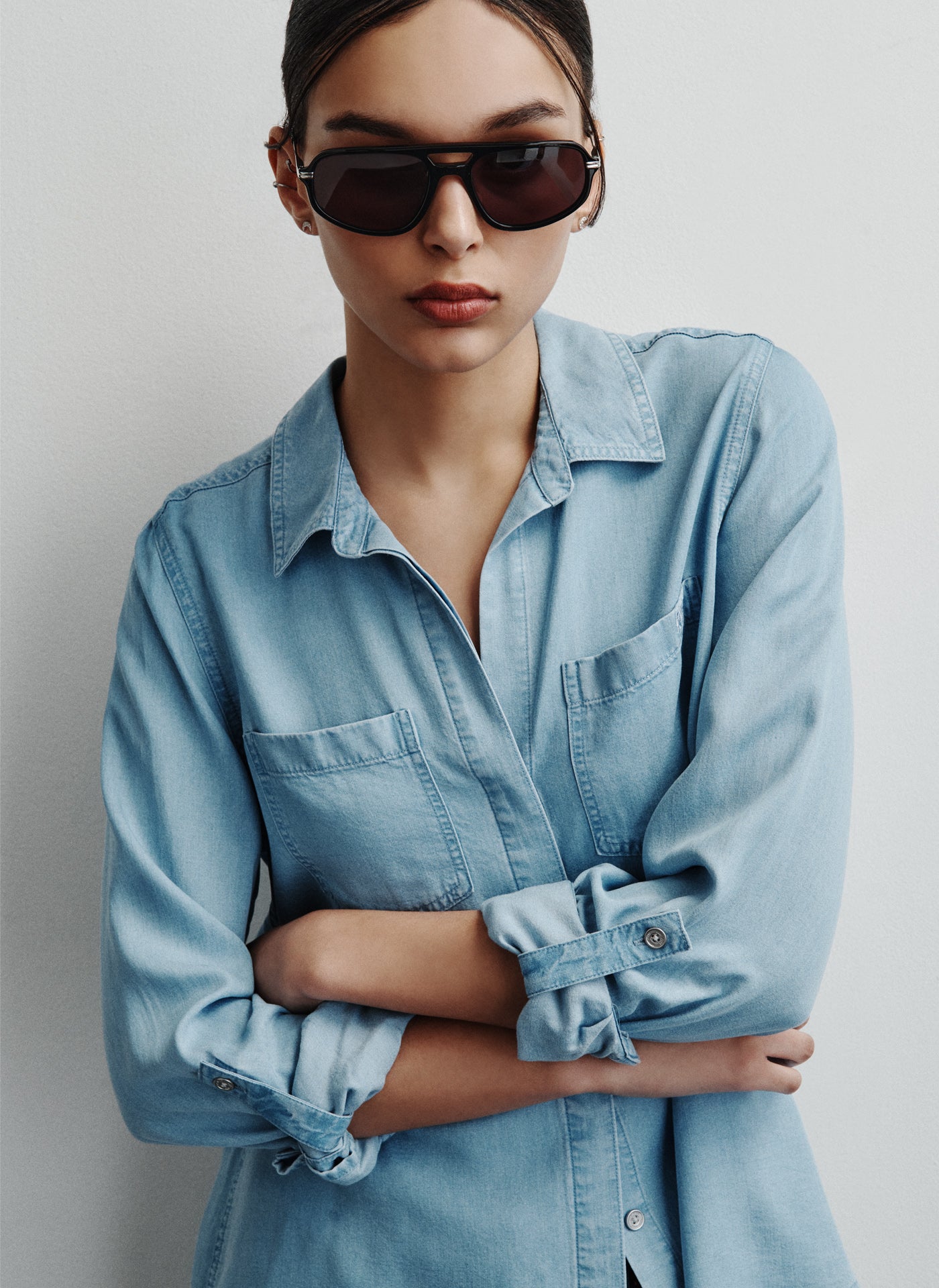 THE LIVE-IN SHIRT VIEW 3 | Denim Destination