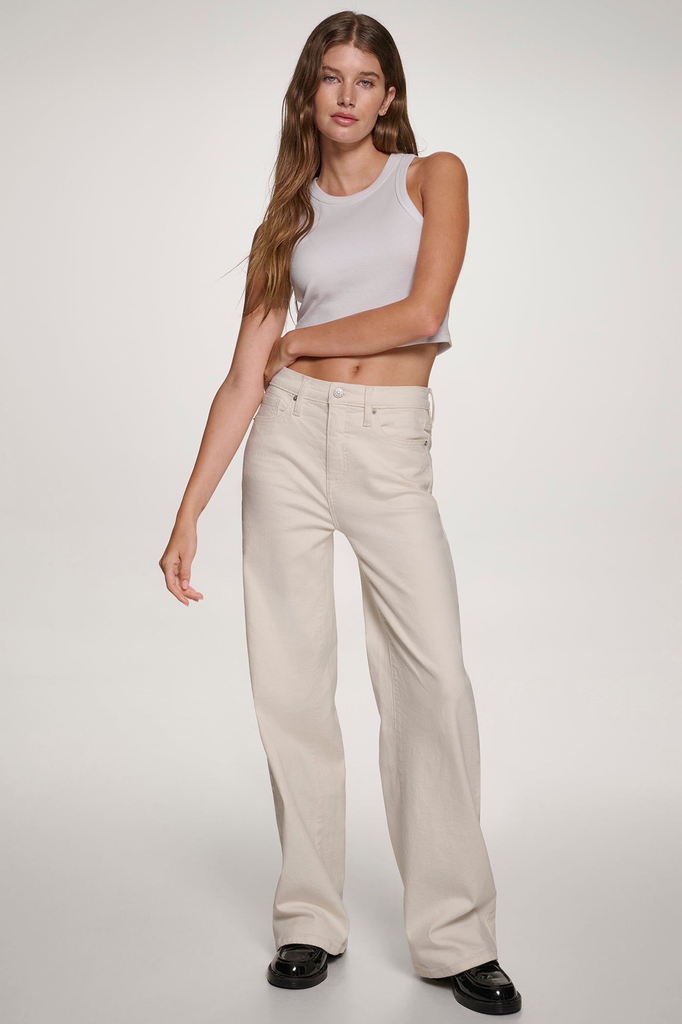 HIGH-RISE TAILORED WIDE-LEG JEAN VIEW 4