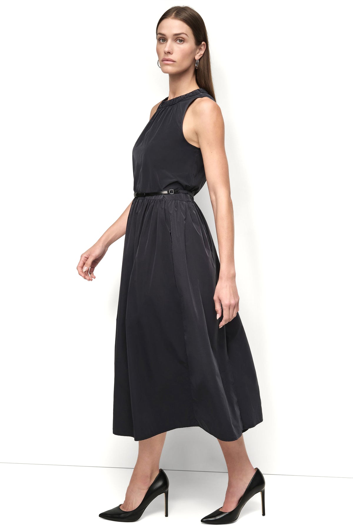 SLEEVELESS GATHERED MIDI A-LINE DRESS VIEW 2