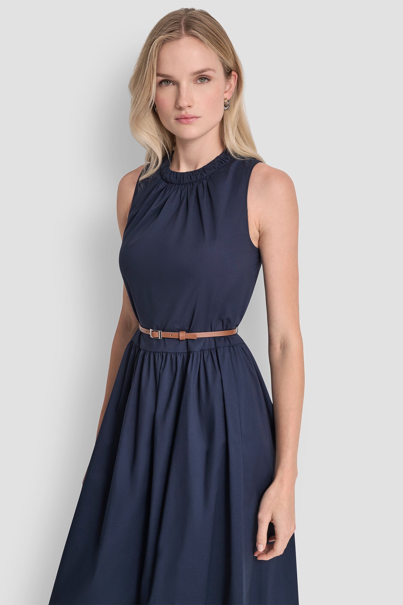 新品タグ付きDKNY ダークネイビー パーティードレス Sleeveless Gathered Midi A Line Dress | DKNY